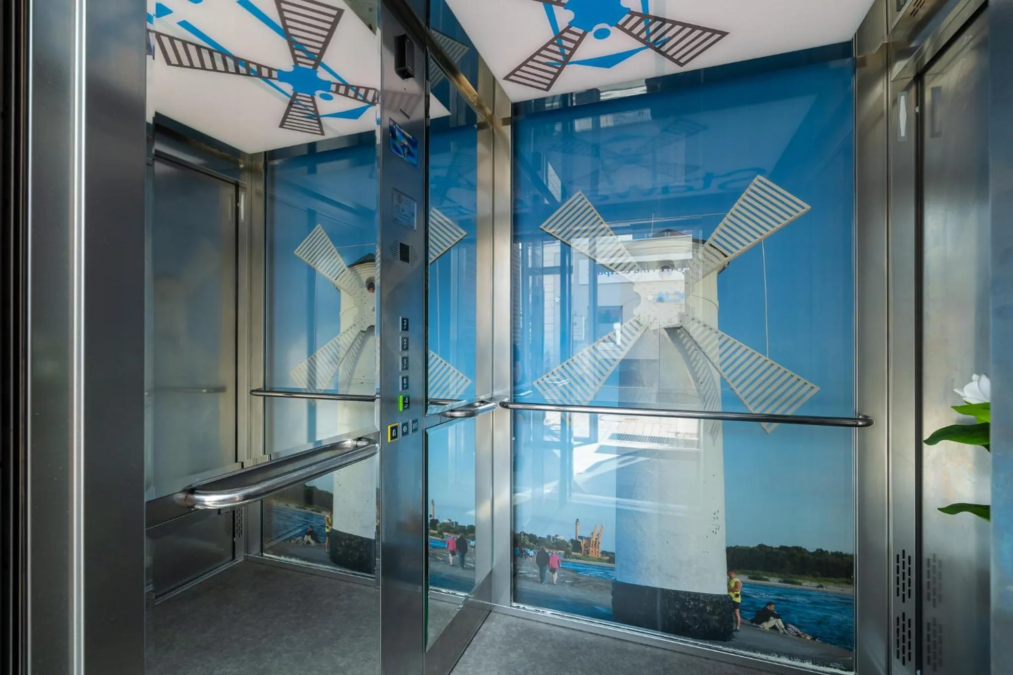 elevator in Stawa Villa & Apart