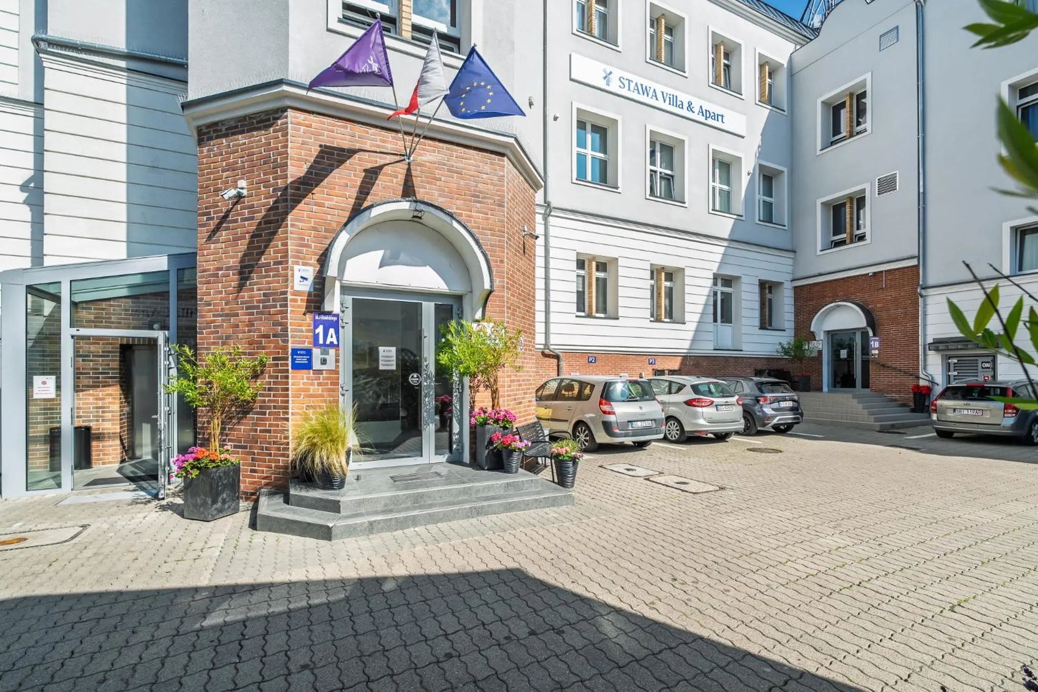 Property building in Stawa Villa & Apart