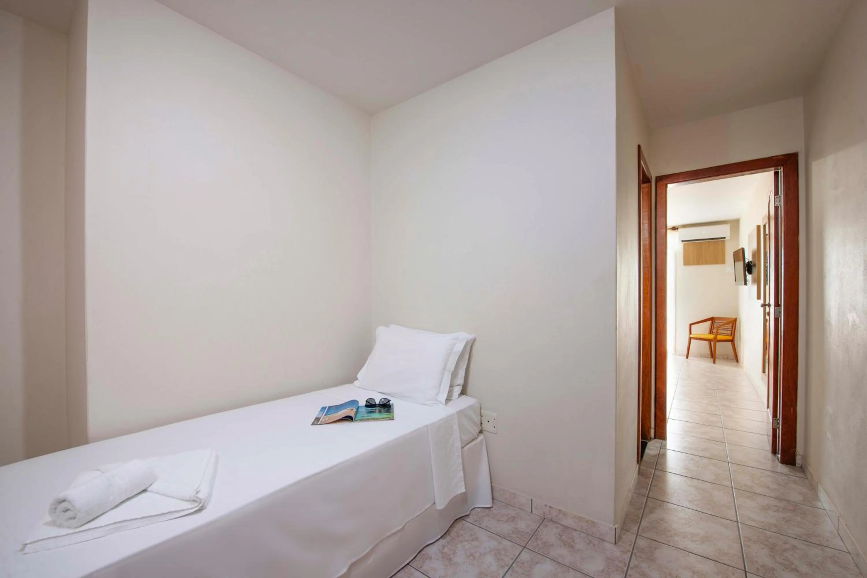 Photo of the whole room, Bed in Hotel Portal da Lua