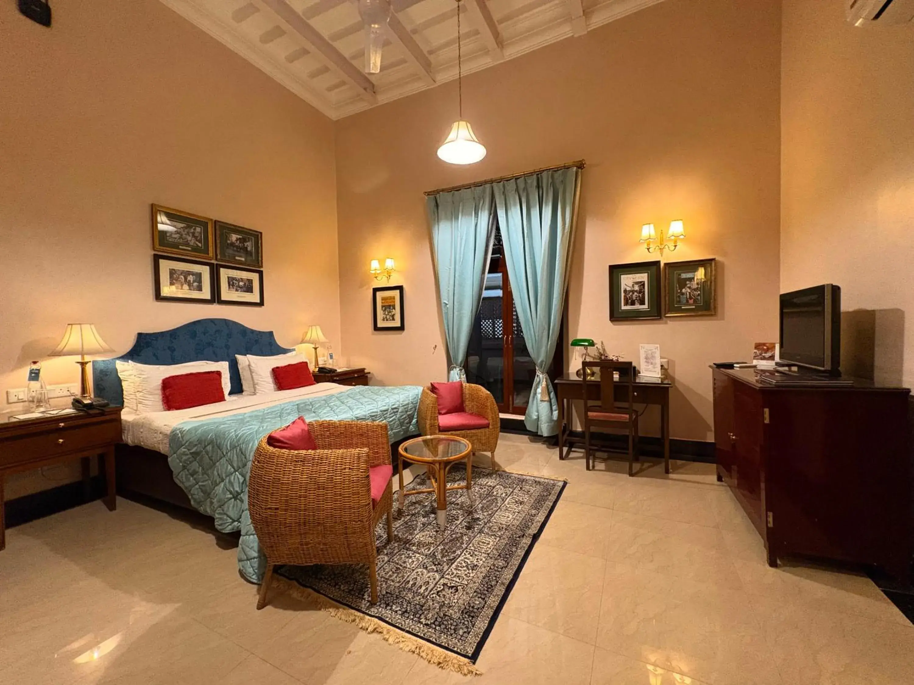 Deluxe Double or Twin Room in The Elgin Fairlawn, Kolkata Deluxe Double or Twin Room in The Elgin Fairlawn, Kolkata