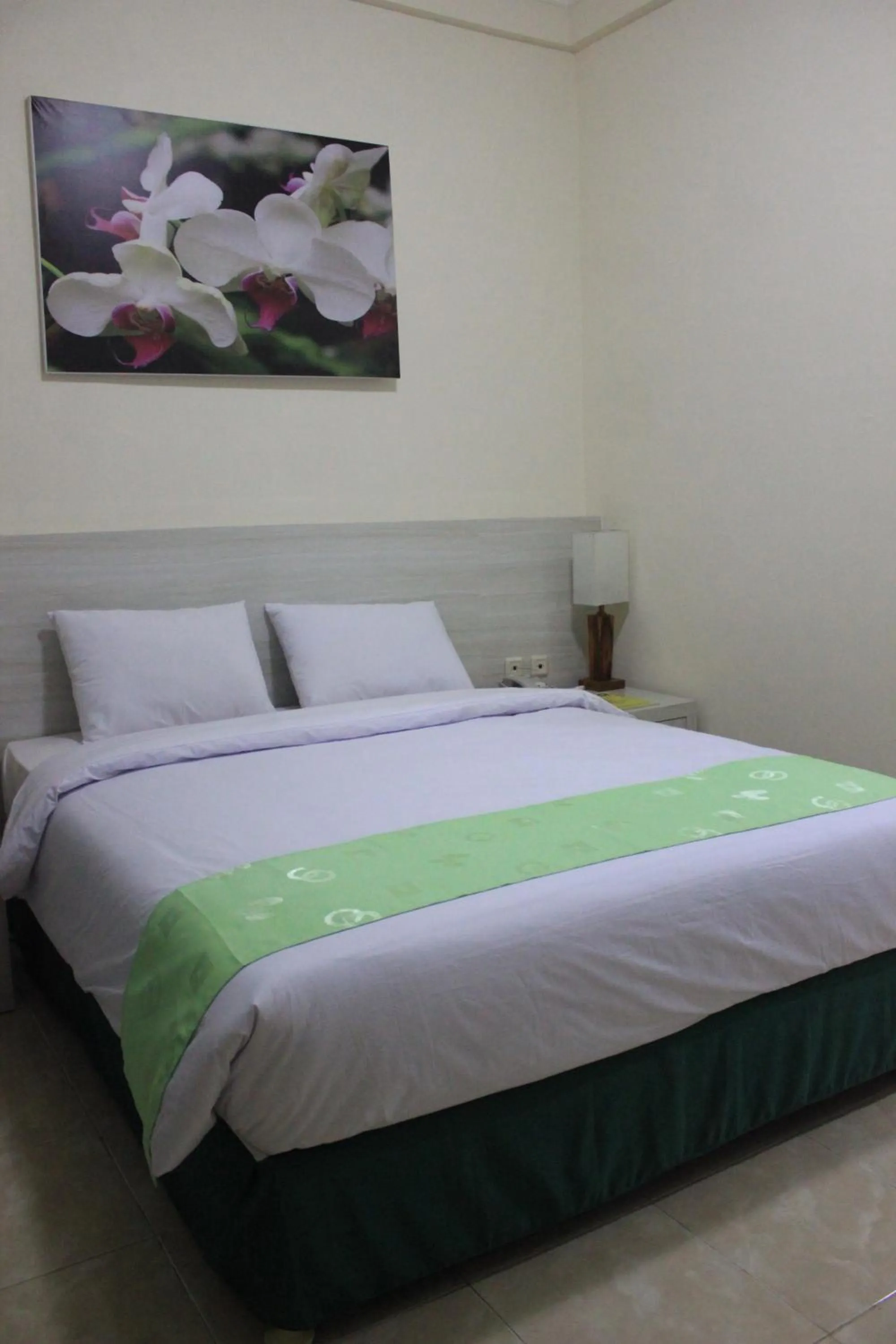 Bed in Green Garden Hotel