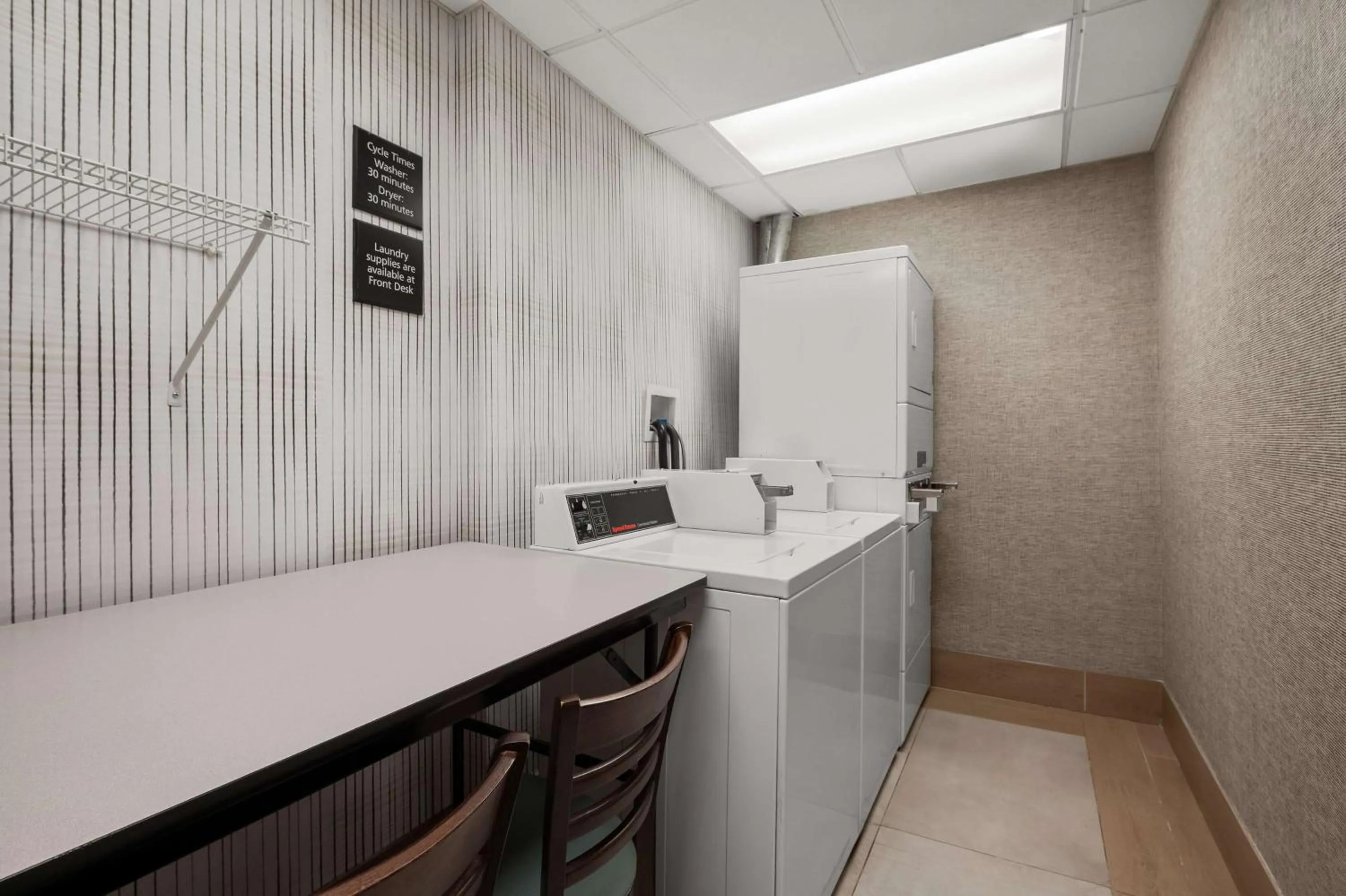 laundry in Hampton Inn Weston Fort Lauderdale