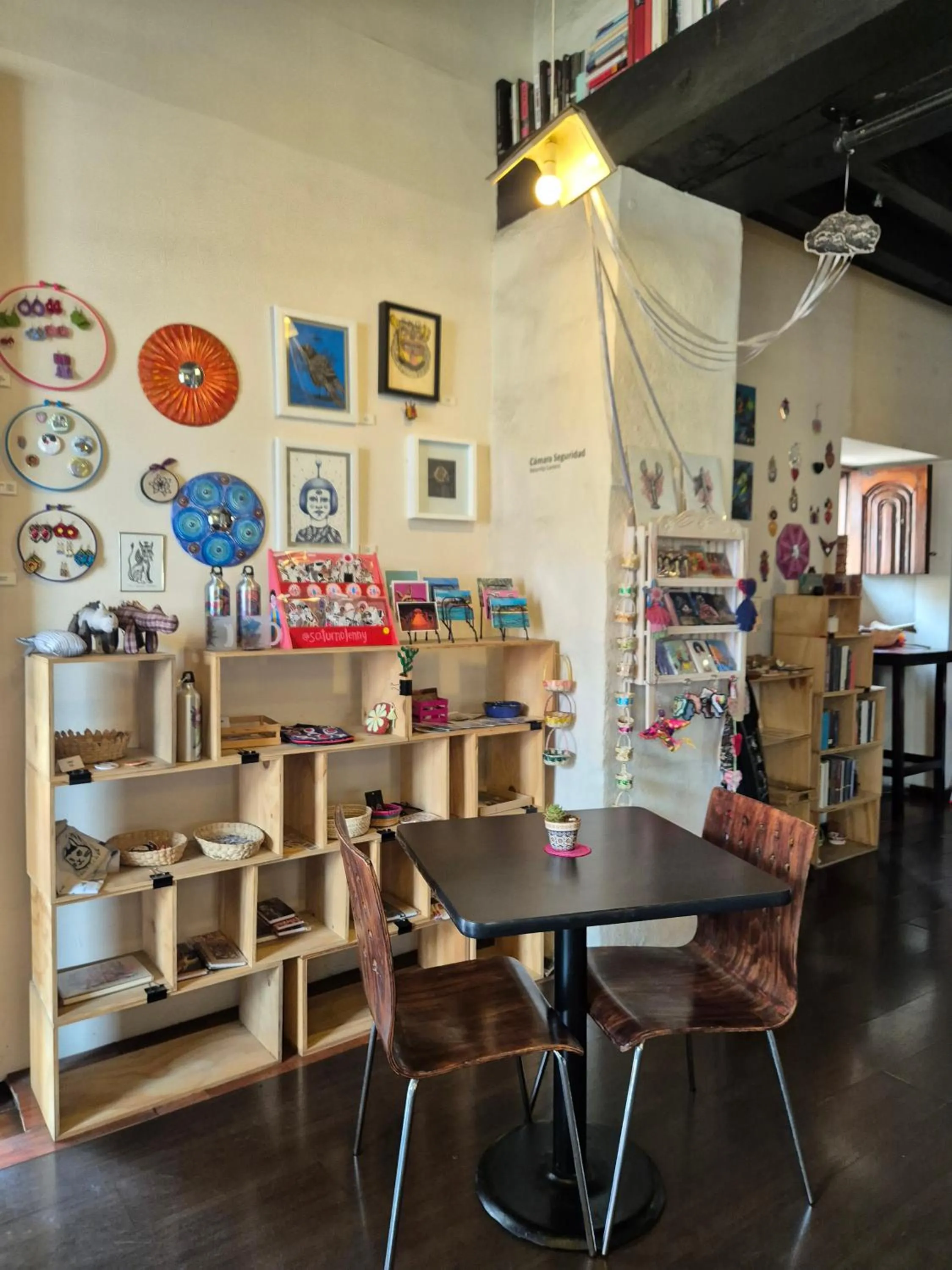 Restaurant/places to eat in Pórtico Hotel & Galería