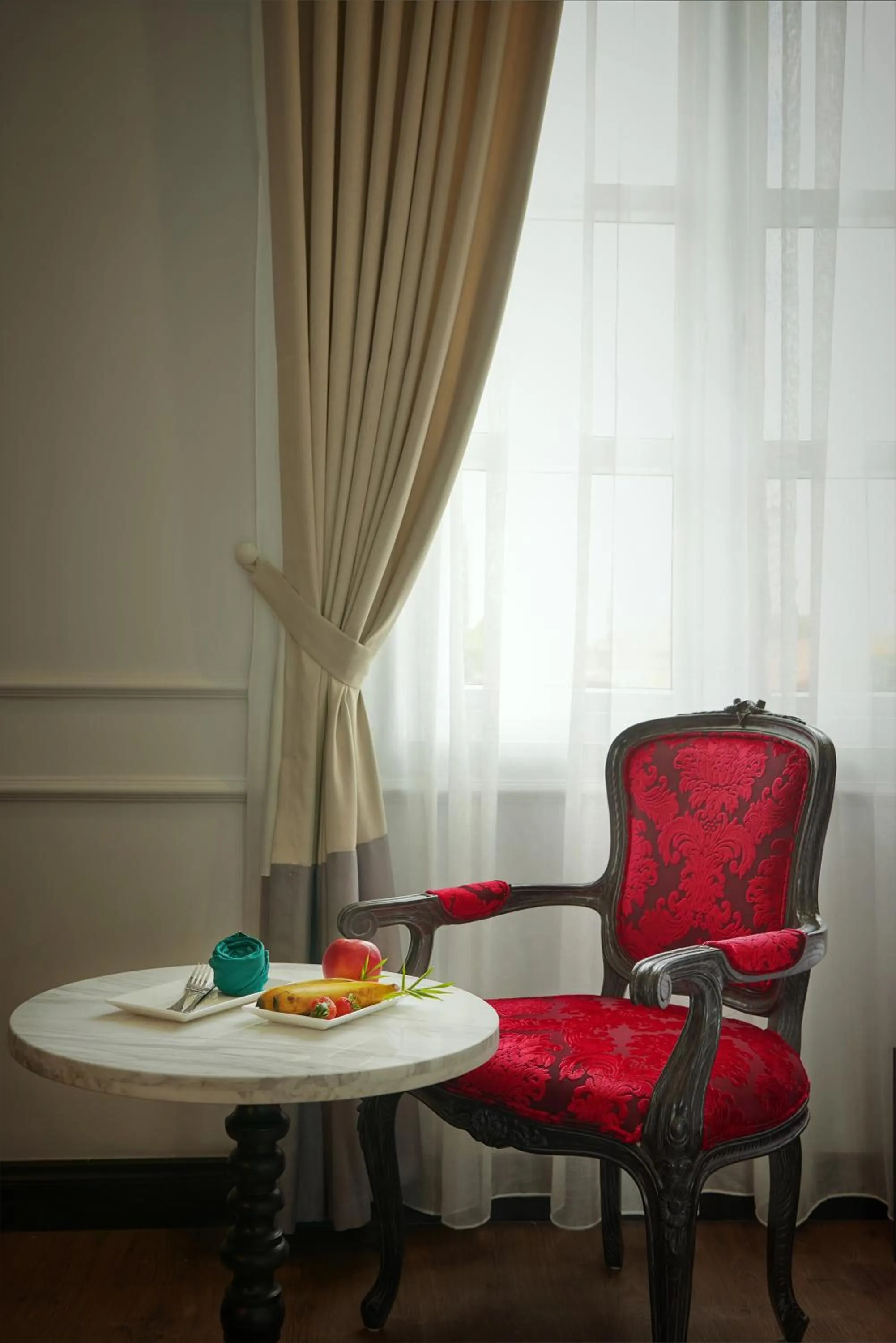 Seating area in Manoir Des Arts Hotel