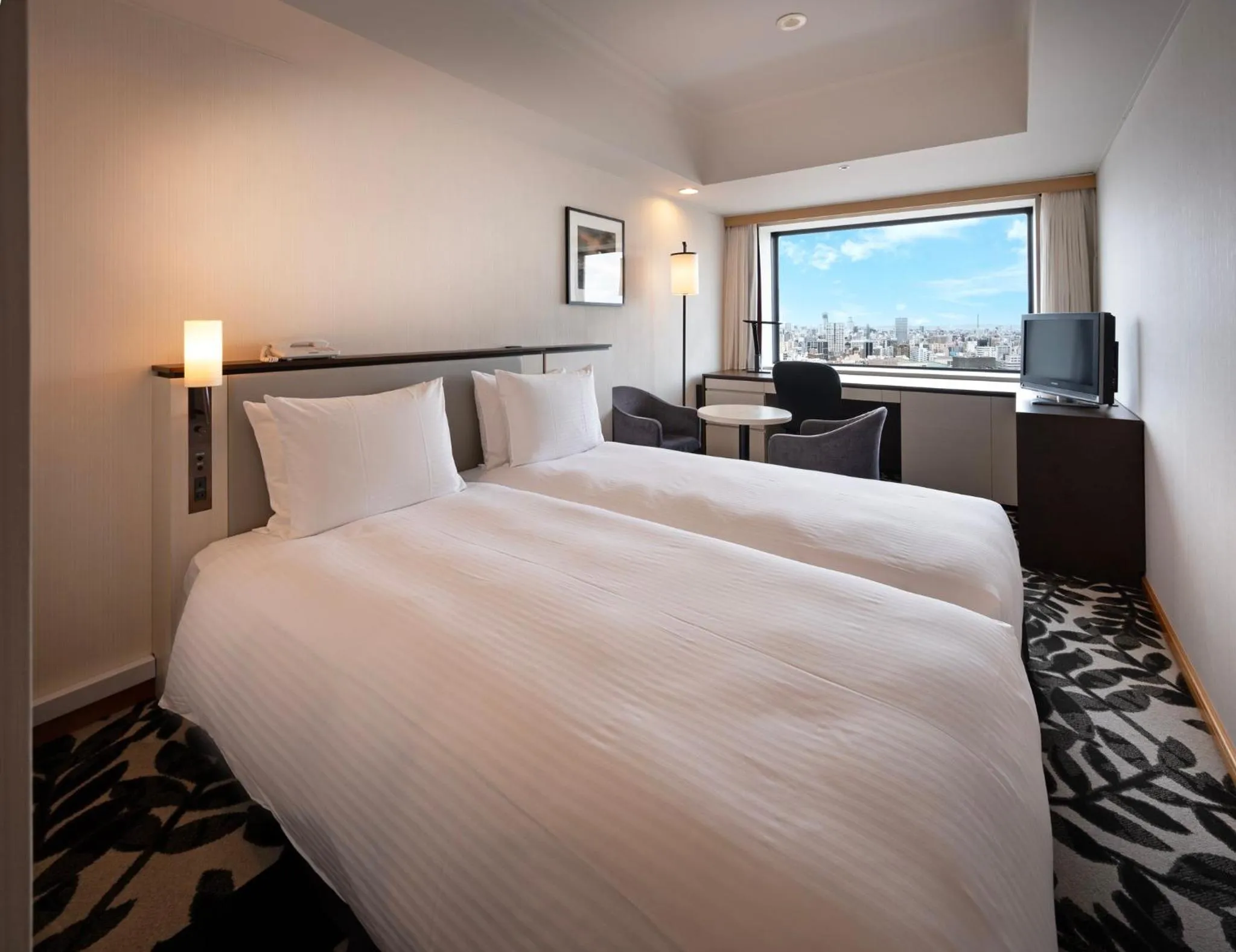 Photo of the whole room, Bed in ANA Crowne Plaza Hotel Grand Court Nagoya by IHG