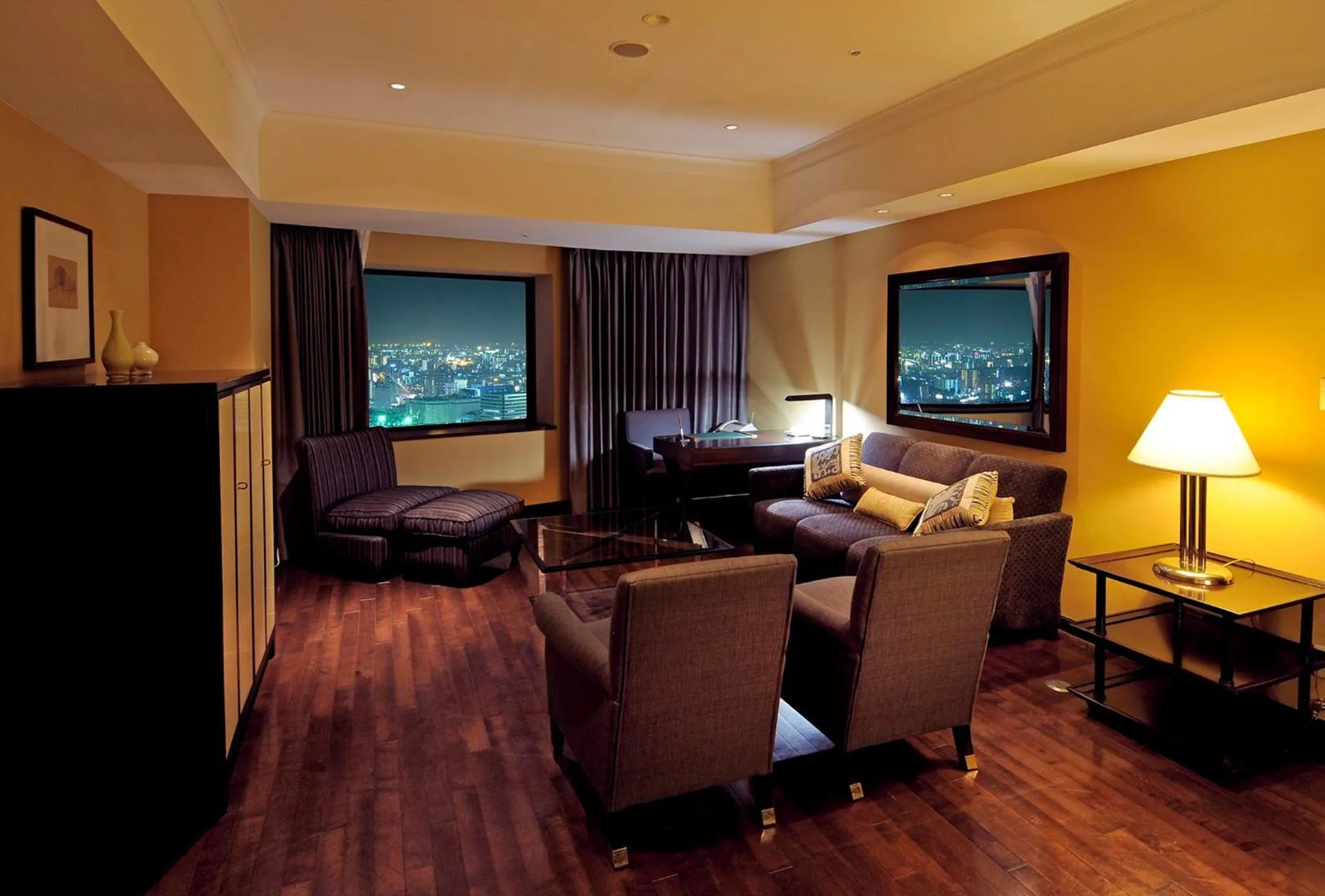 Bedroom in ANA Crowne Plaza Hotel Grand Court Nagoya by IHG