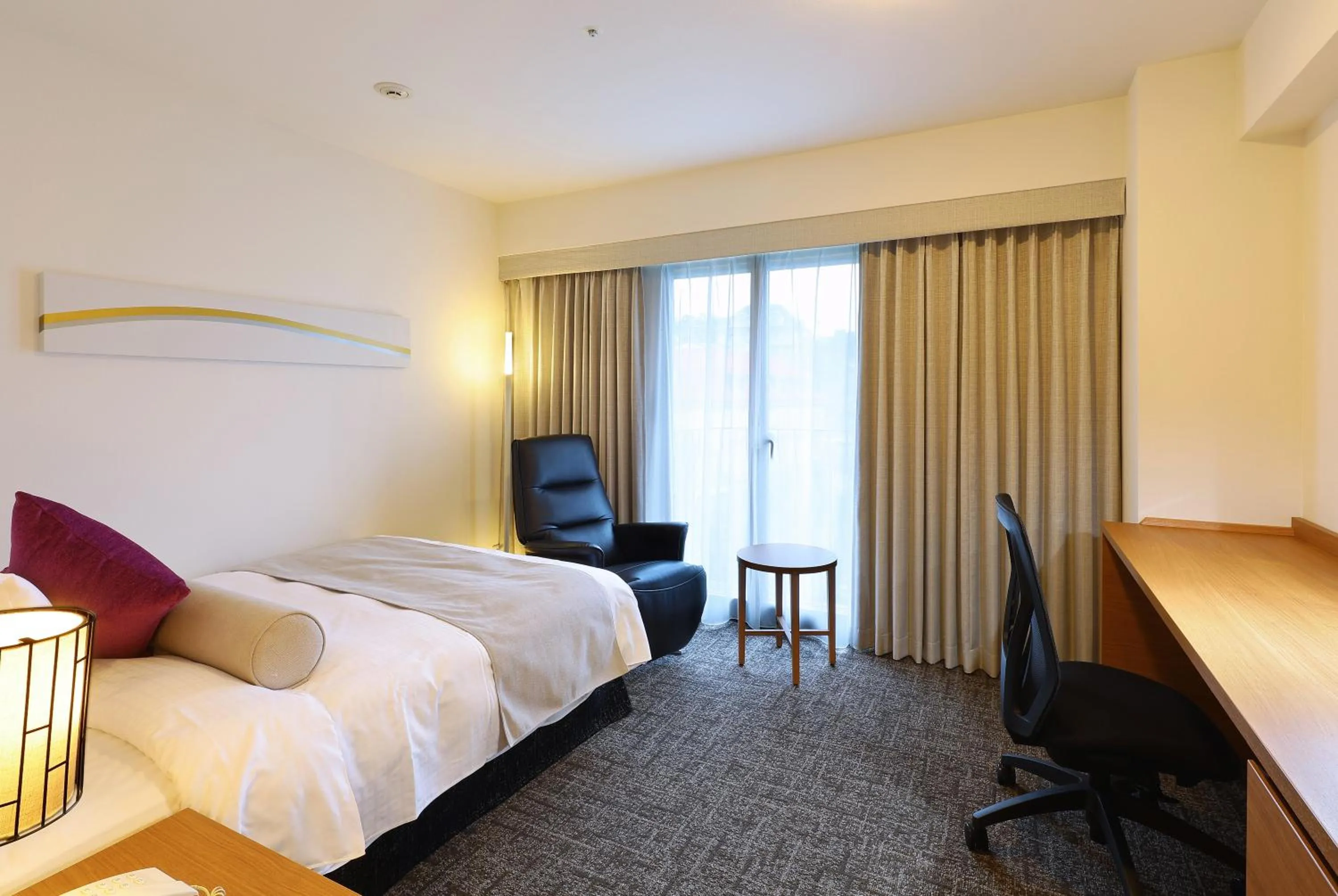 Bed in ANA Crowne Plaza Hotel Nagasaki Gloverhill by IHG