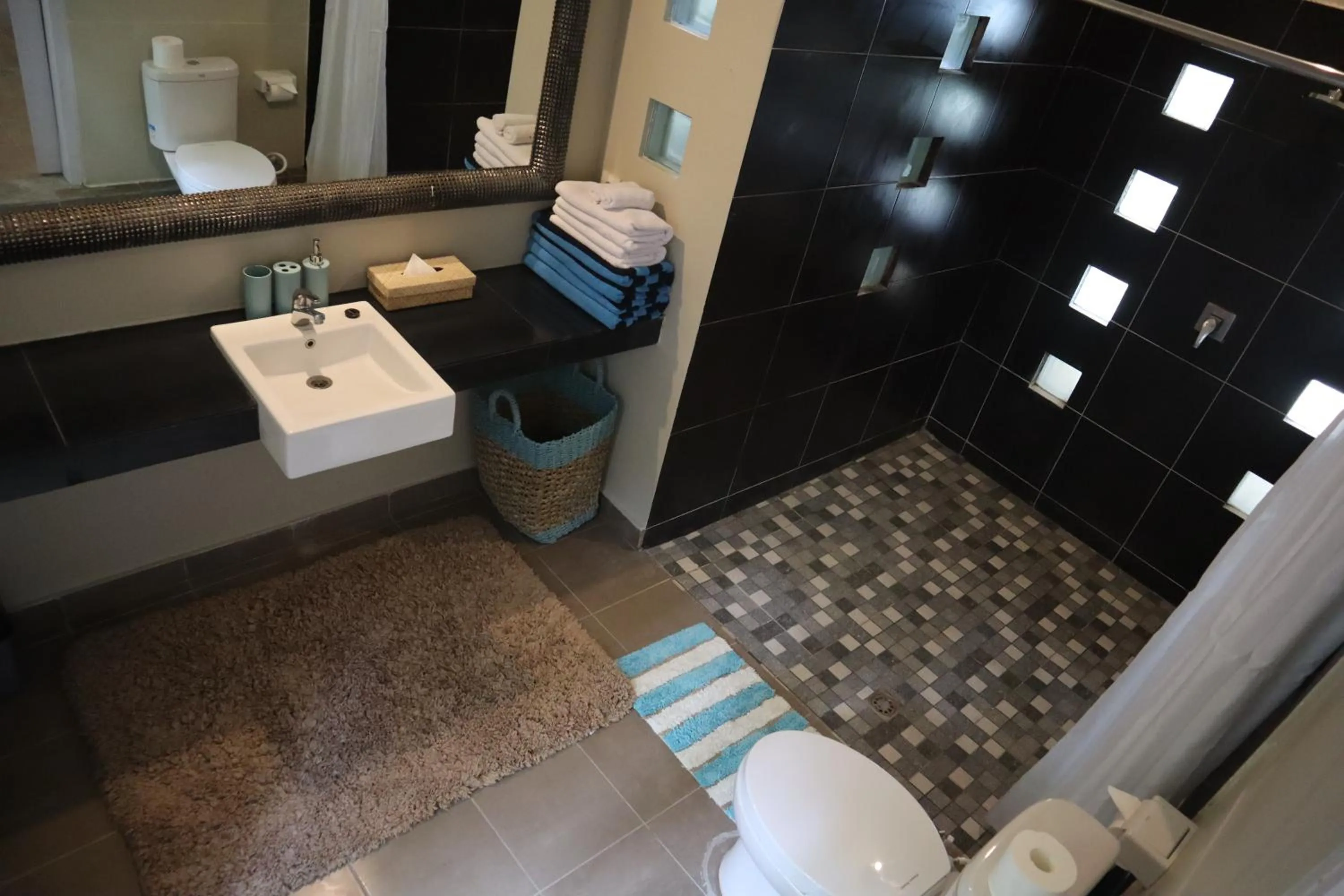 Toilet in The Forty Eight Resort Candidasa