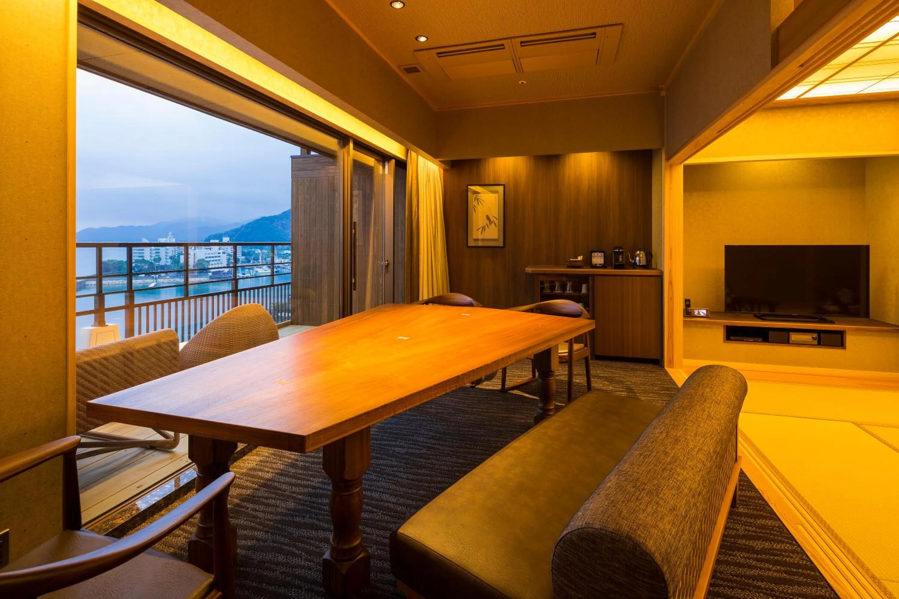 Bed in Hotel New Awaji