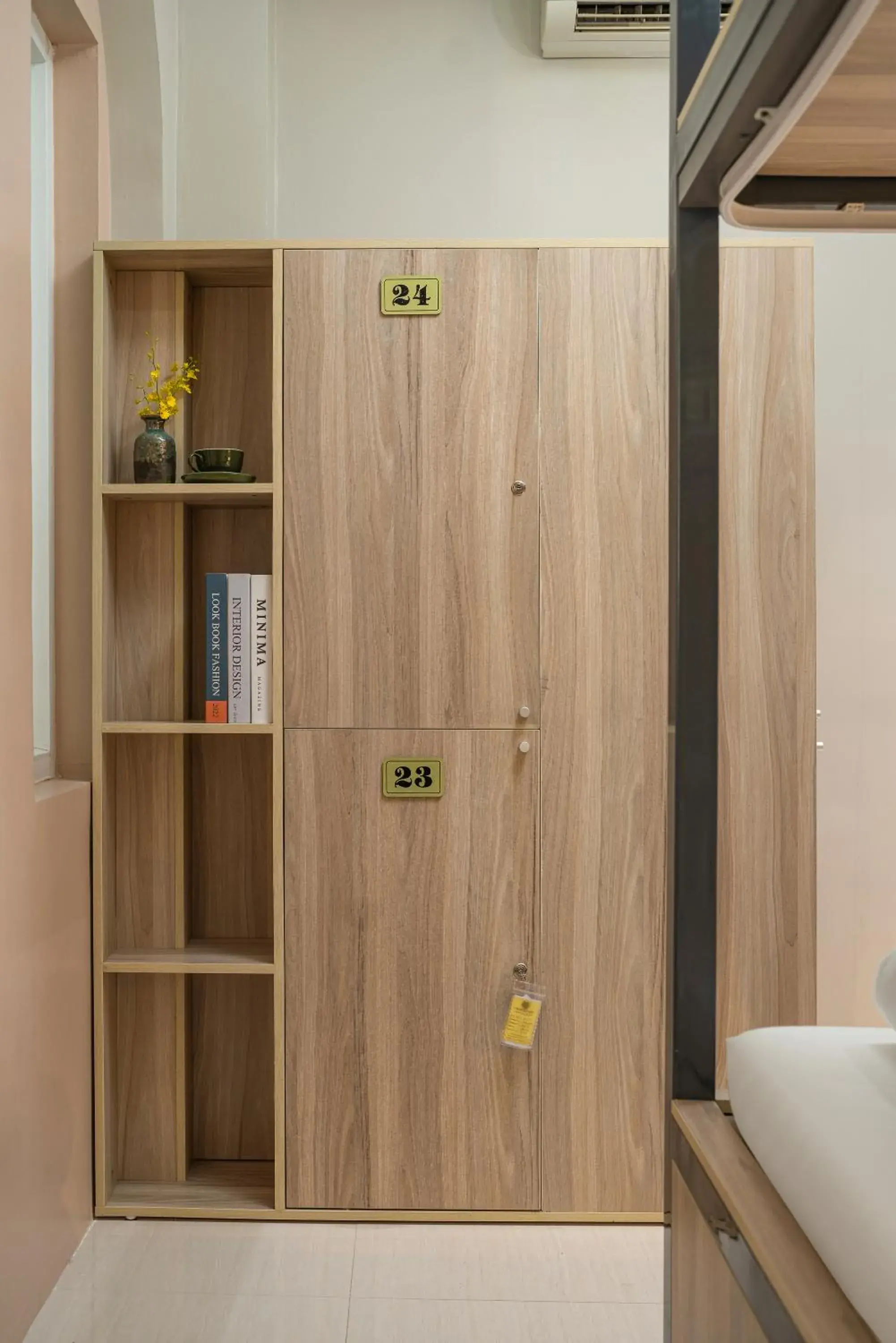 Bed in 4-Bed Female Dormitory Room in The Oversleep Catba Hostel & Pool Bar Bed in 4-Bed Female Dormitory Room in The Oversleep Catba Hostel & Pool Bar