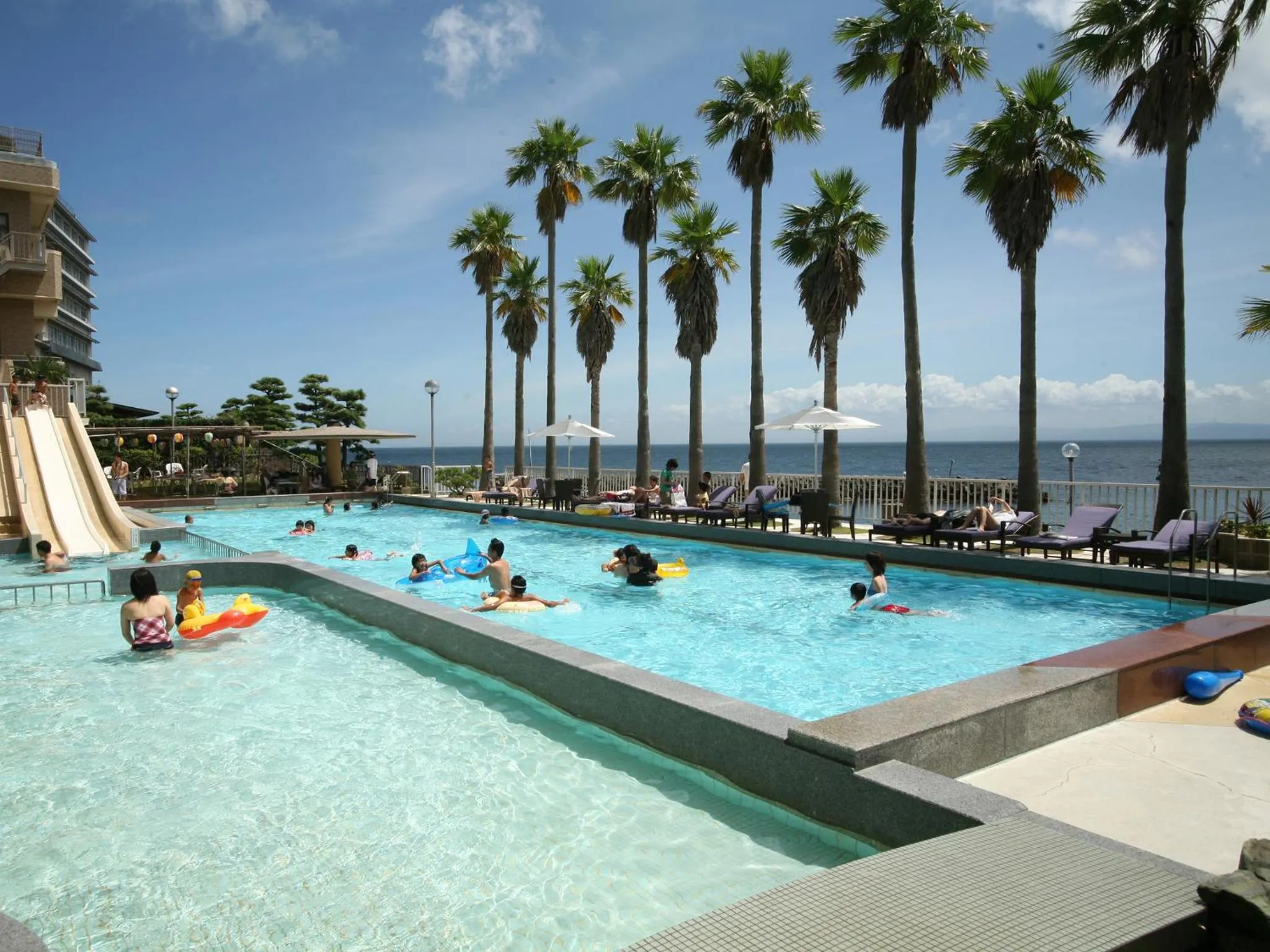 Swimming pool in Amahara