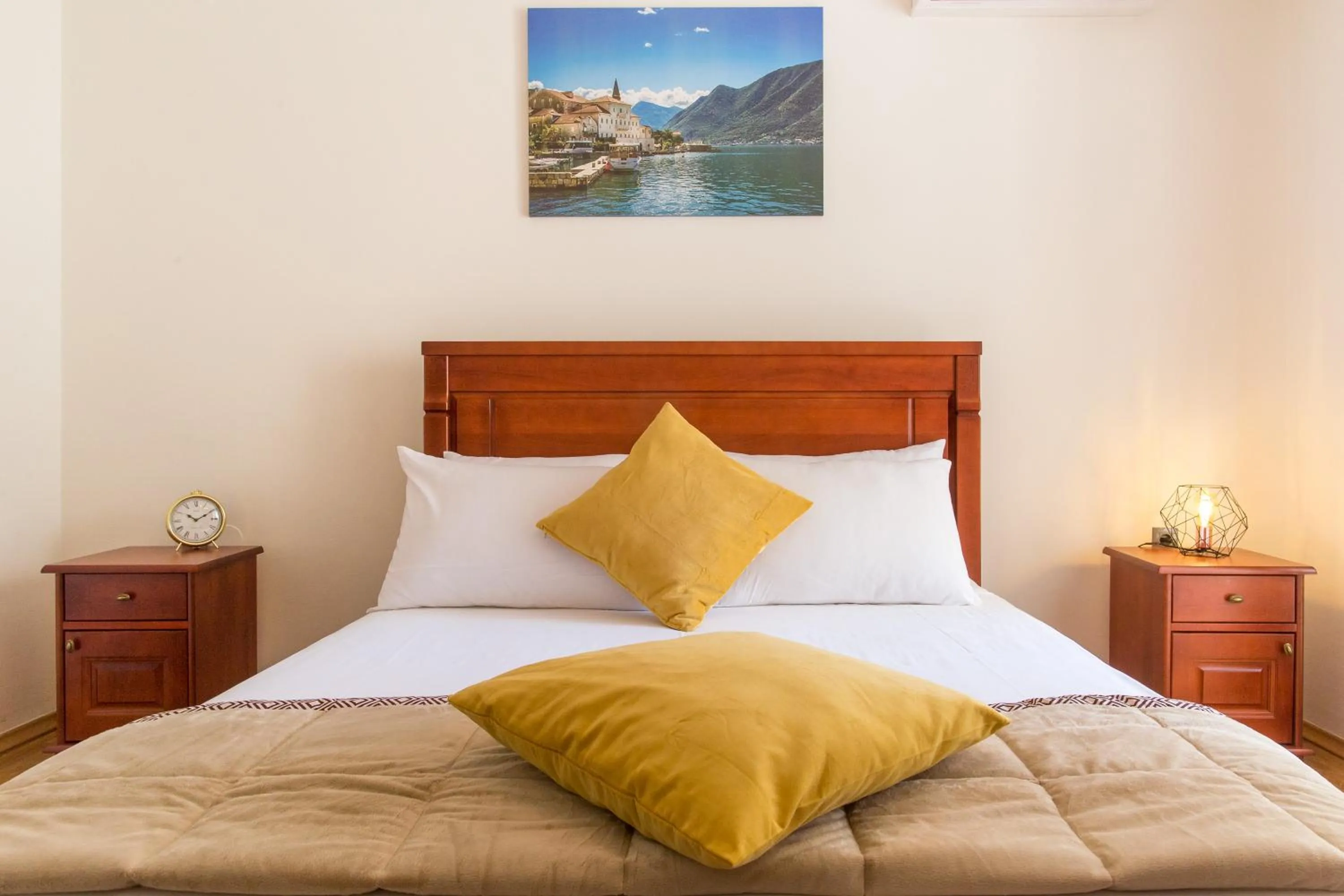 Bedroom, Bed in Villa DiEden