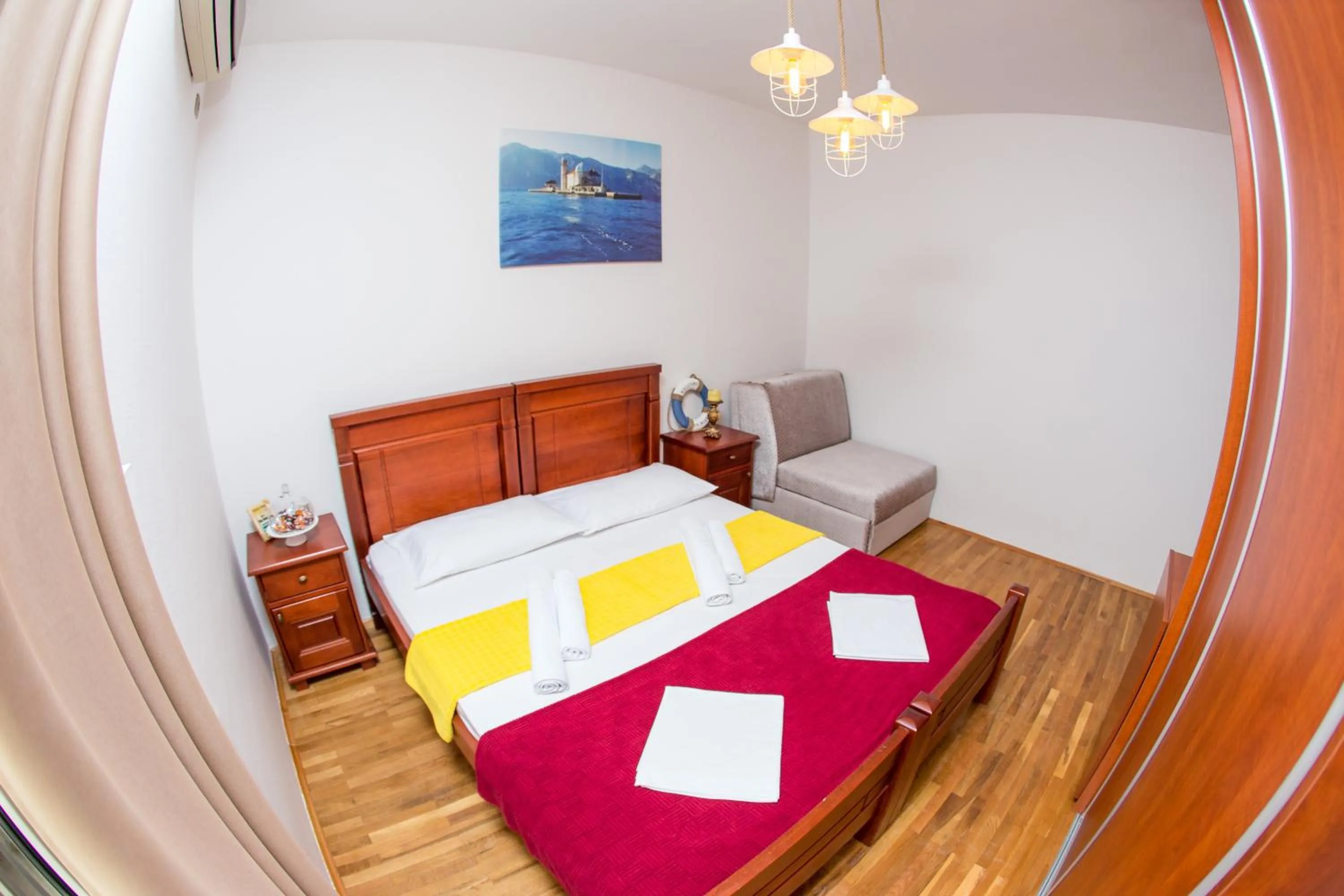 Photo of the whole room, Bed in Villa DiEden