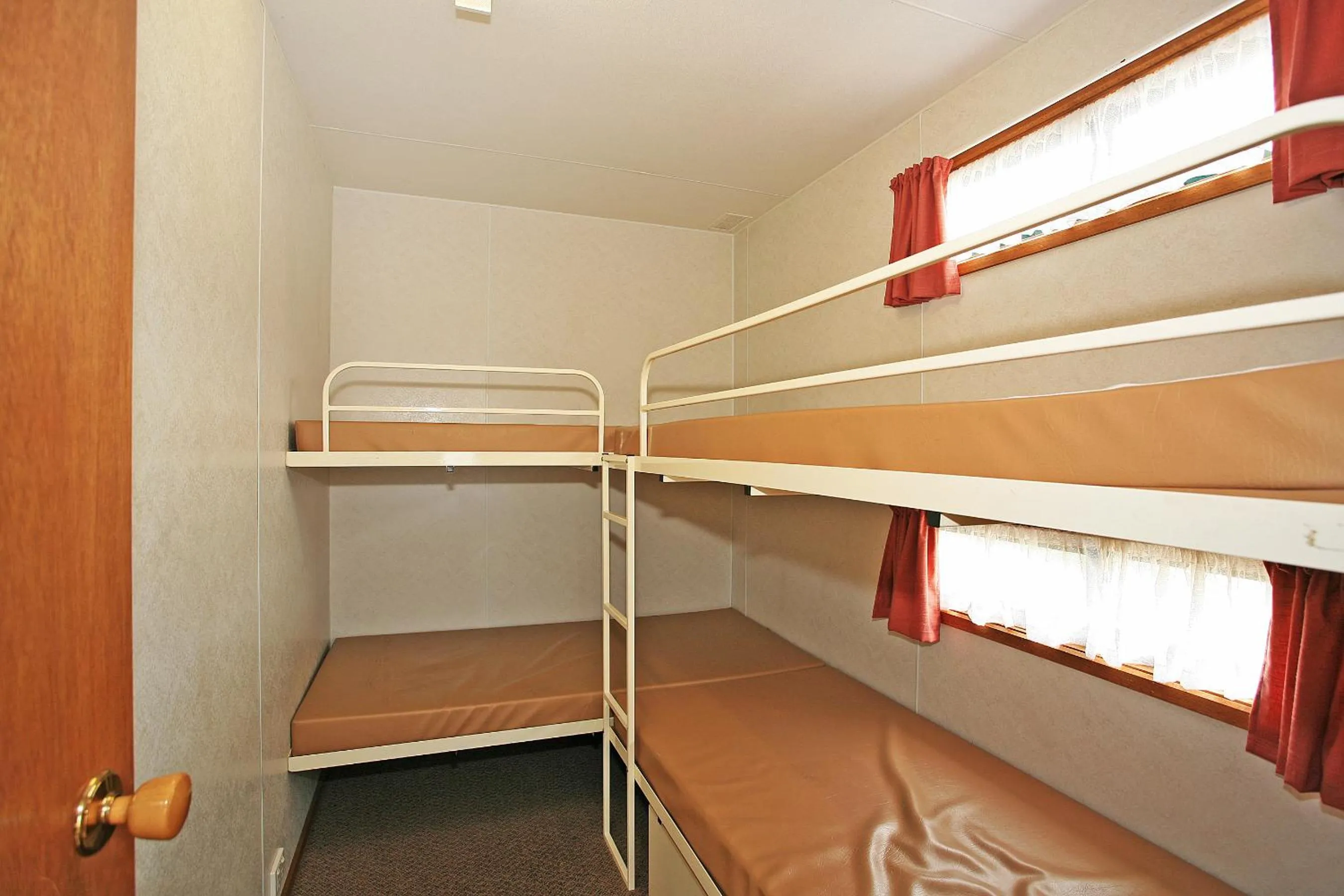 bunk bed, Bed in Warrnambool Holiday Village