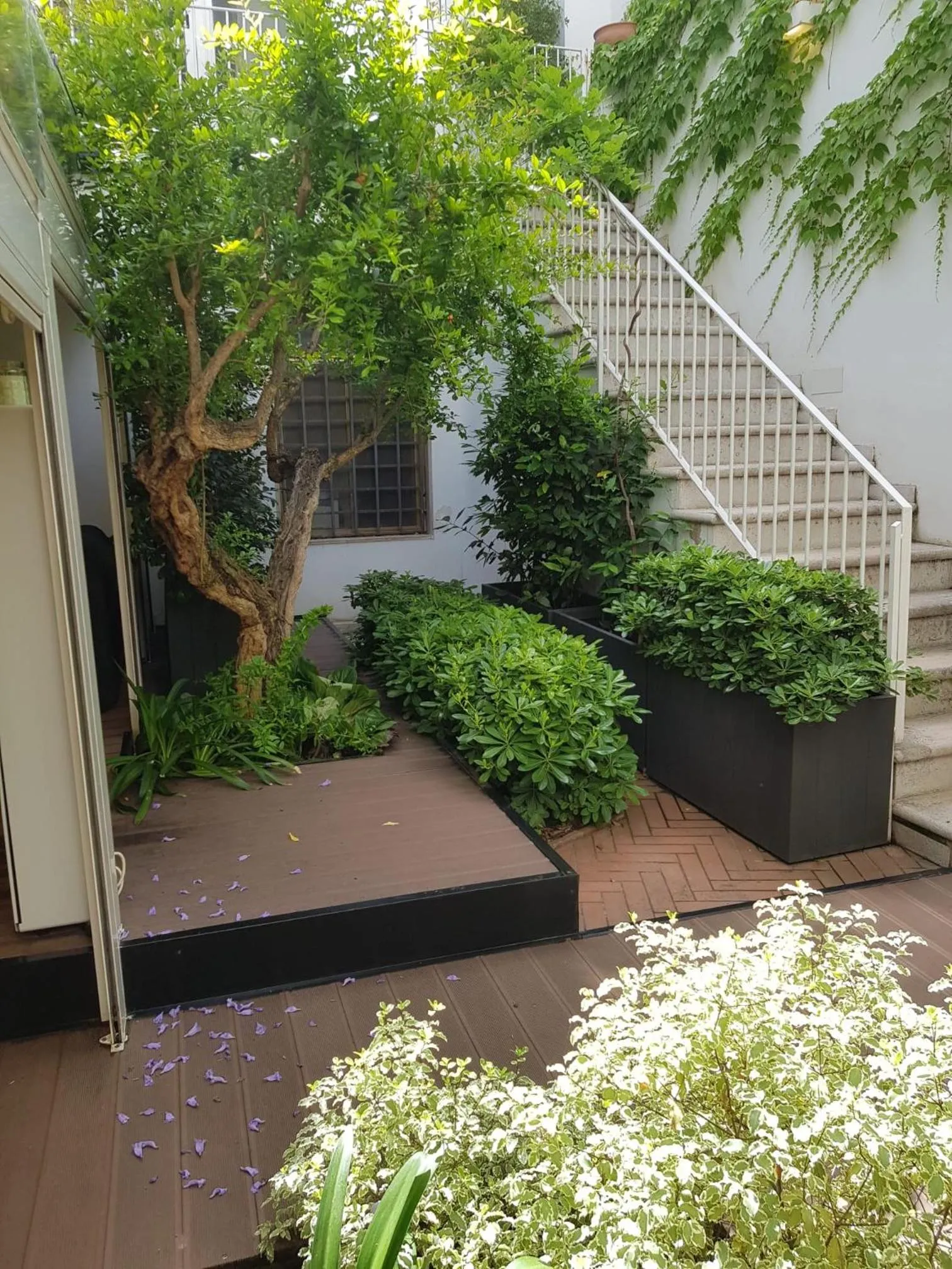 Garden in BorgoAntico34 - Luxury Room