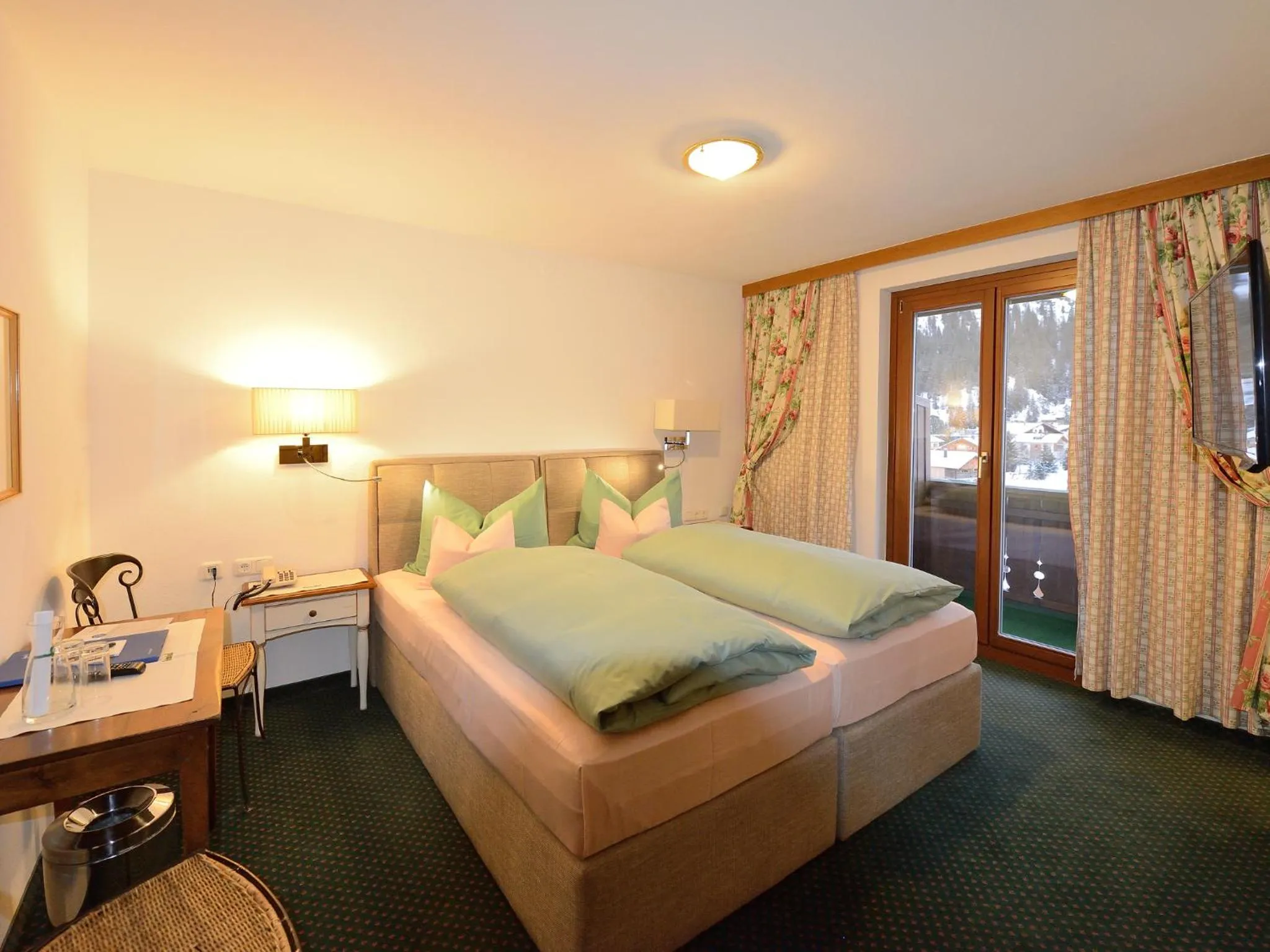 Bed in Hotel-Garni Felsenhof