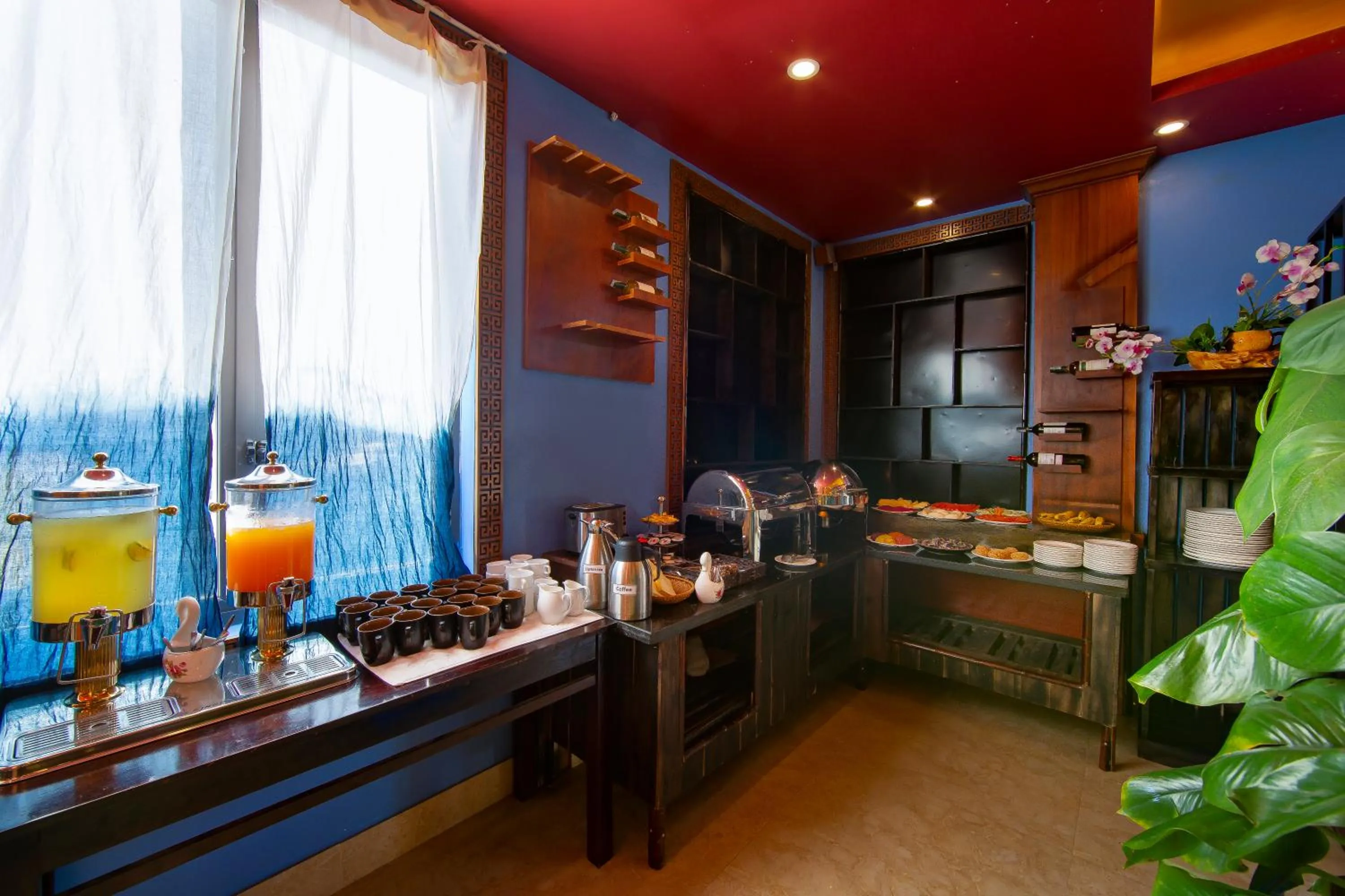 Buffet breakfast in Saparis Hotel