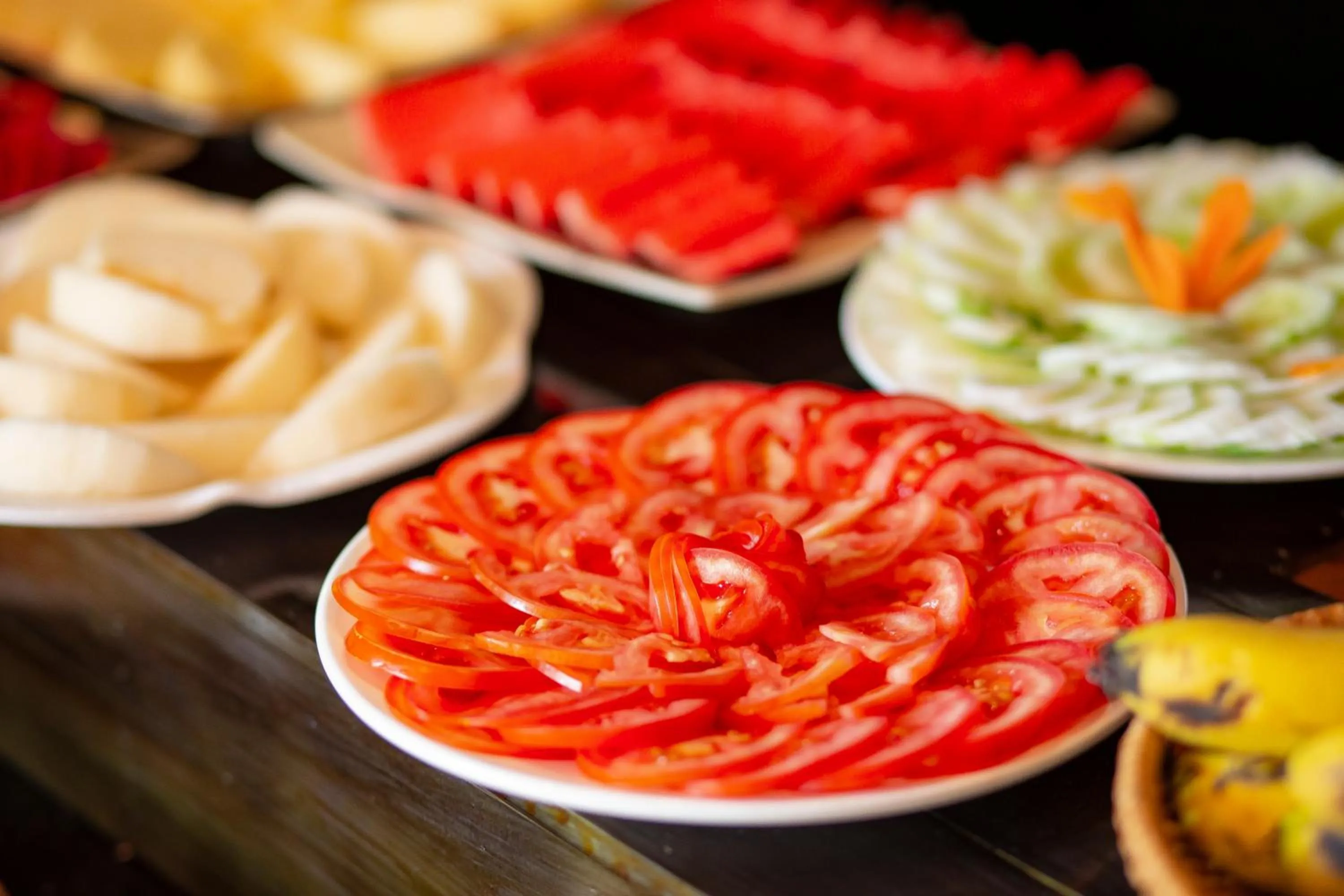 Food and drinks in Saparis Hotel