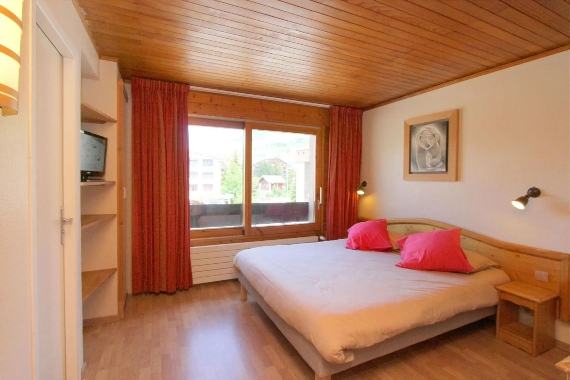 Bed in Hotel le Sherpa