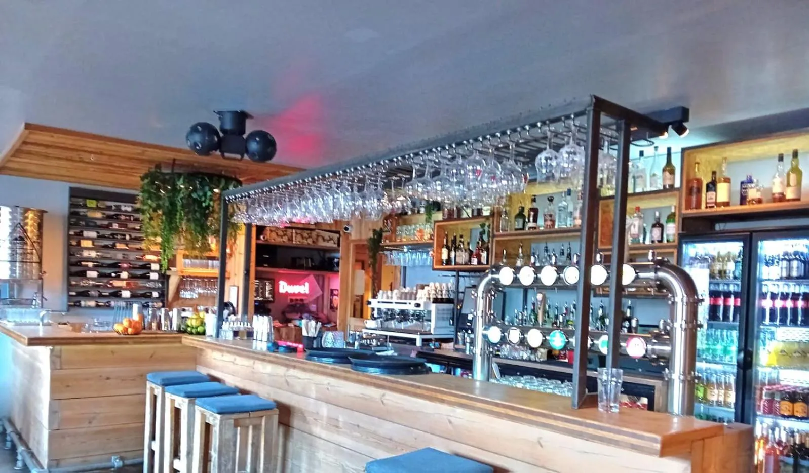 Property building in Hotel le Sherpa