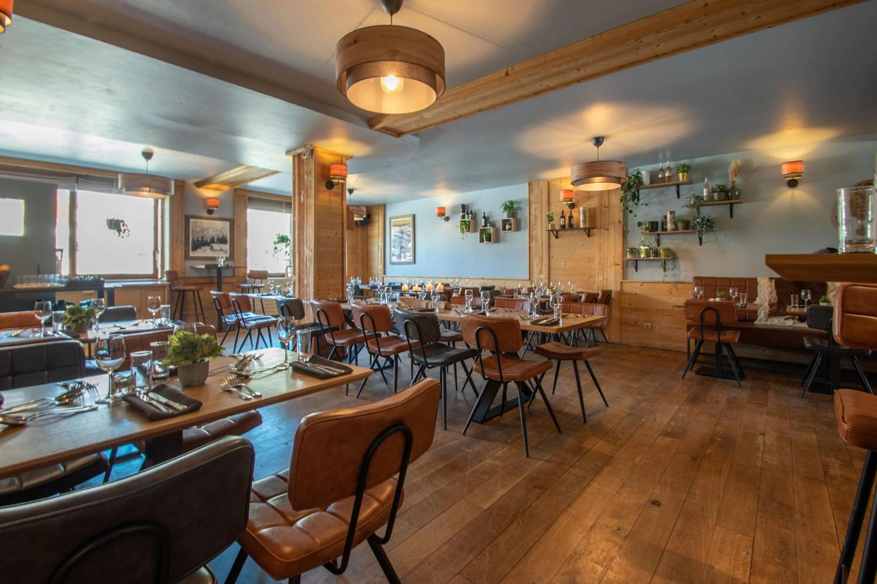 Restaurant/places to eat in Hotel le Sherpa