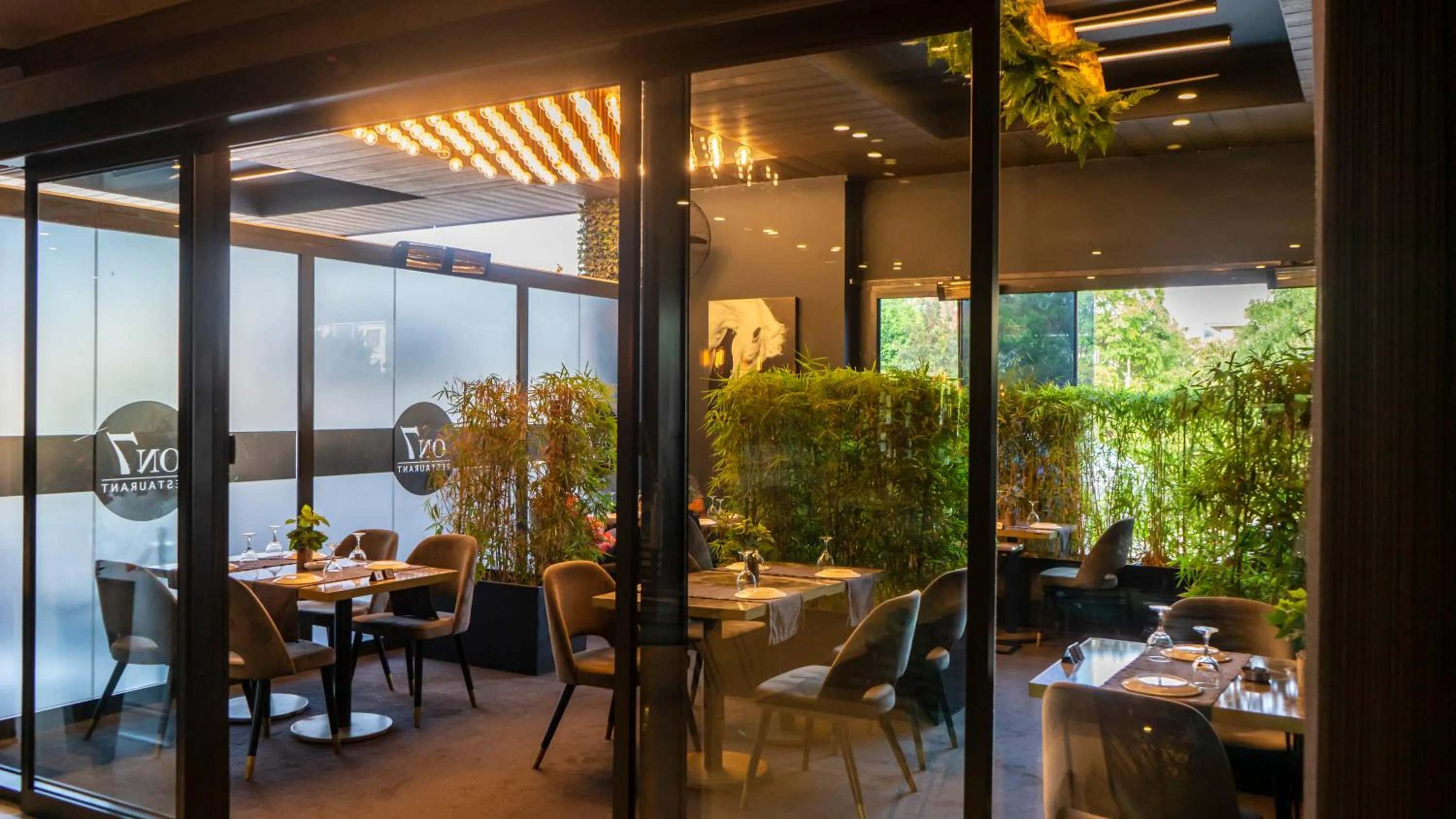 Lounge or bar in Hotel ON7 Sakarya