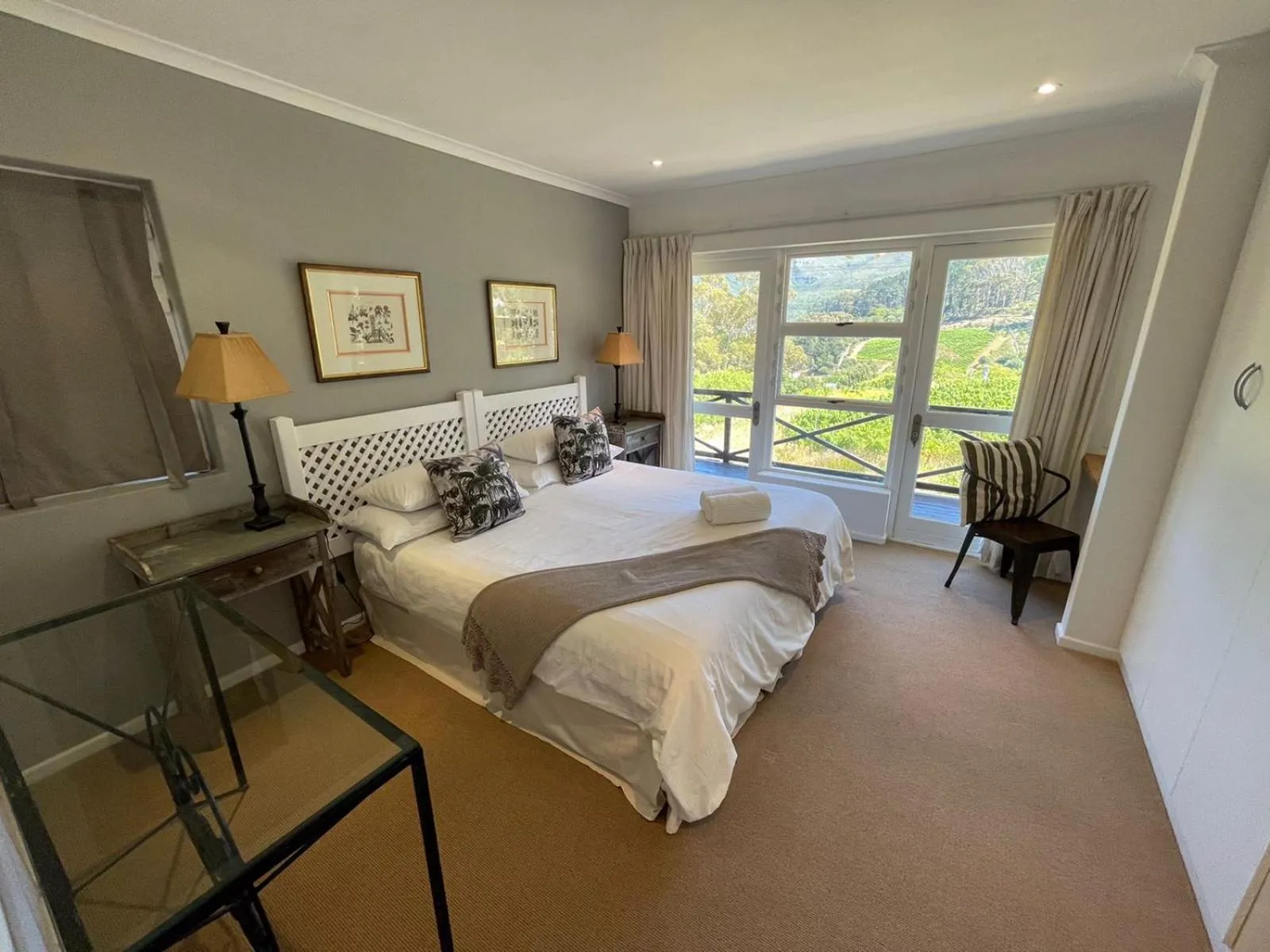 Bedroom, Bed in Silvermist Wine Estate