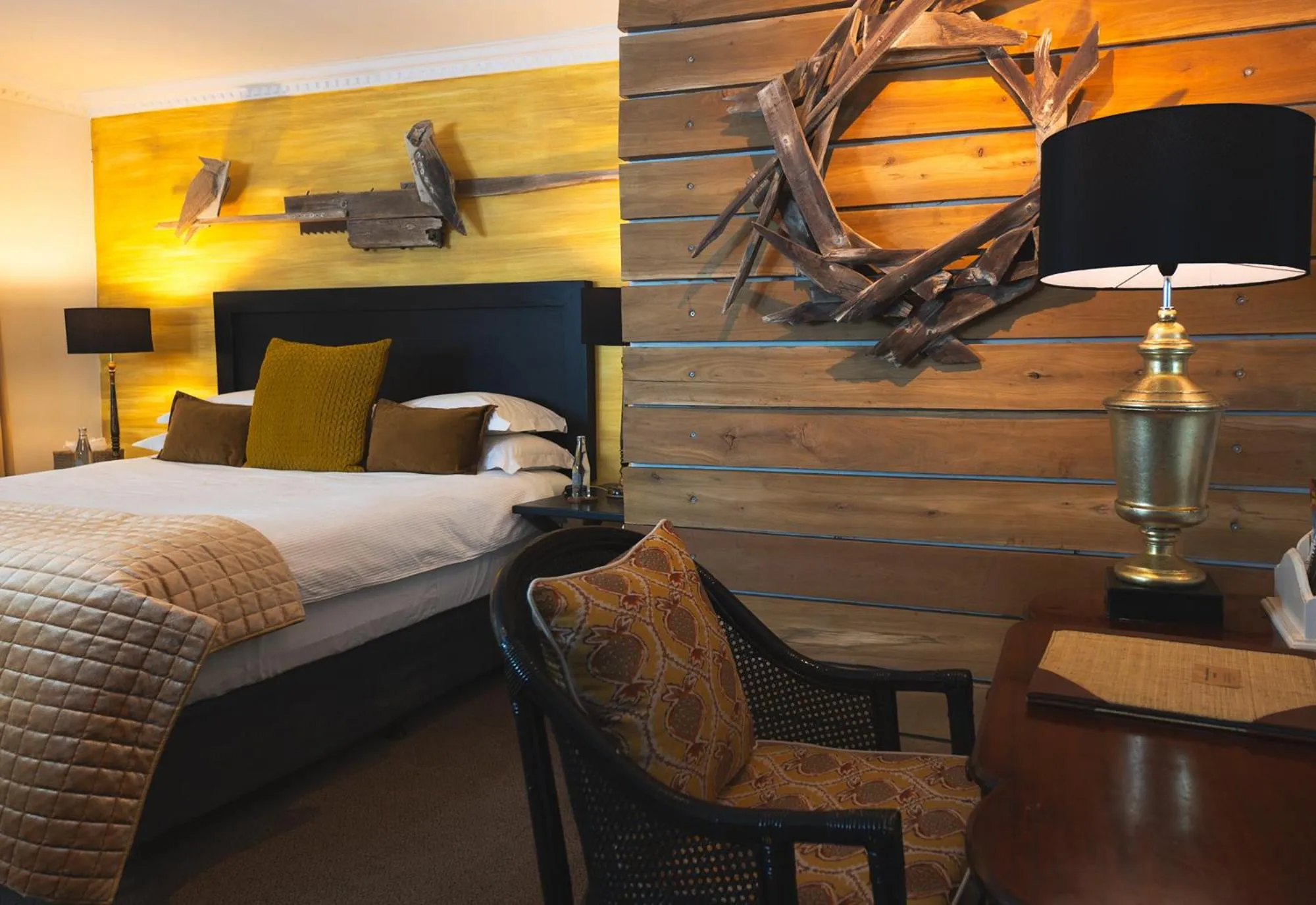 Bedroom, Bed in Silvermist Wine Estate