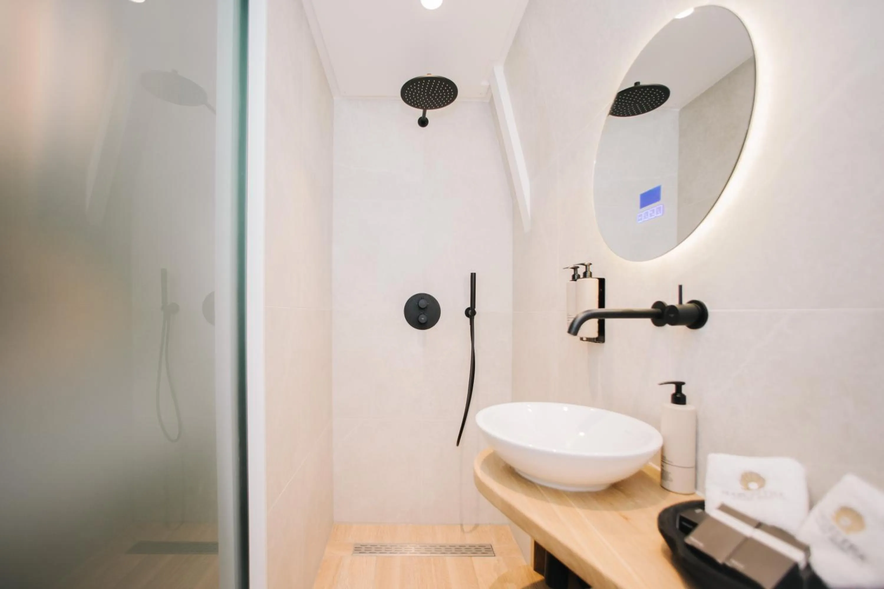 Bathroom in Boutique hotel Margretha