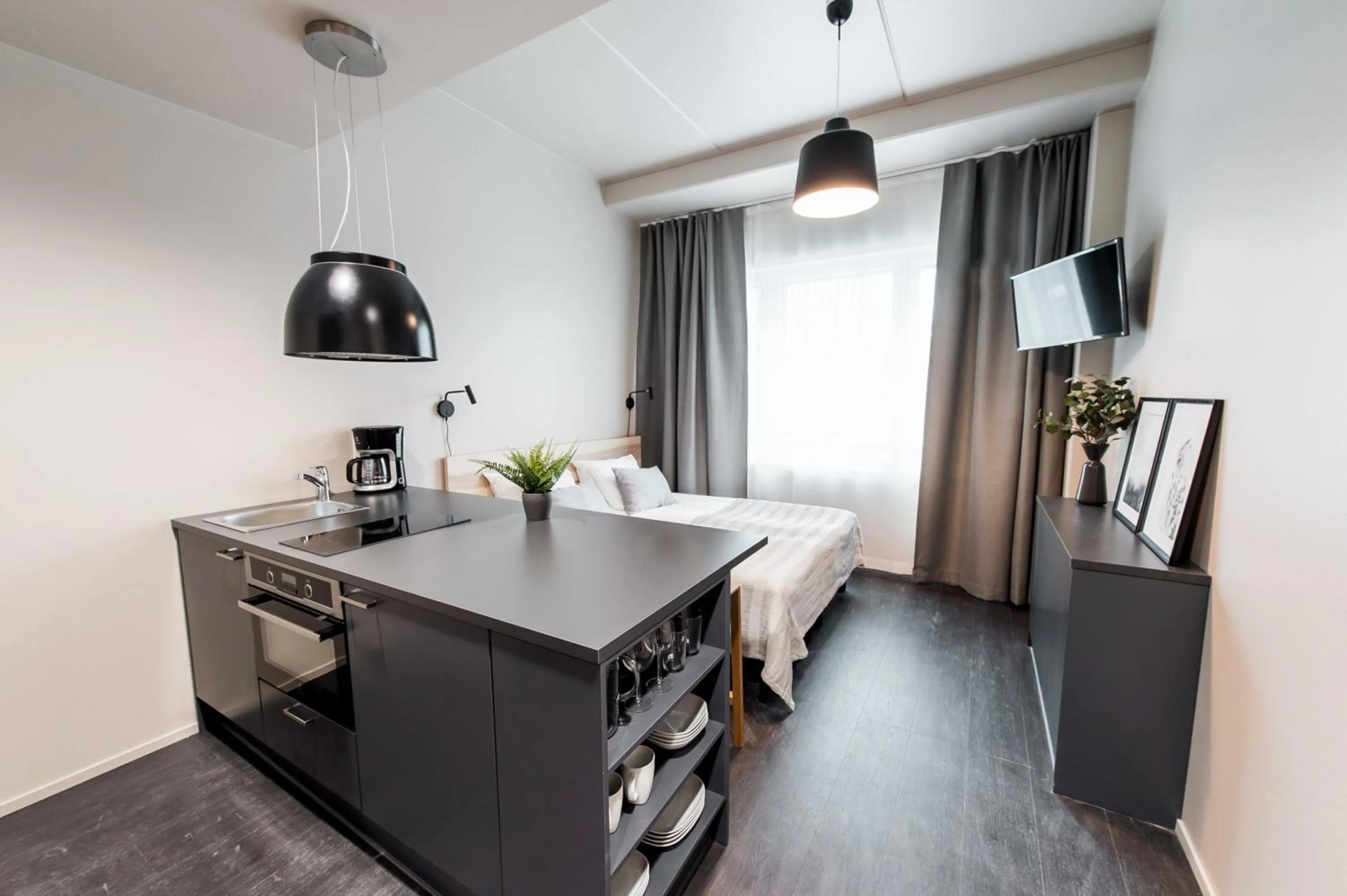 Photo of the whole room, Bed in Forenom Aparthotel Vantaa Tikkurila