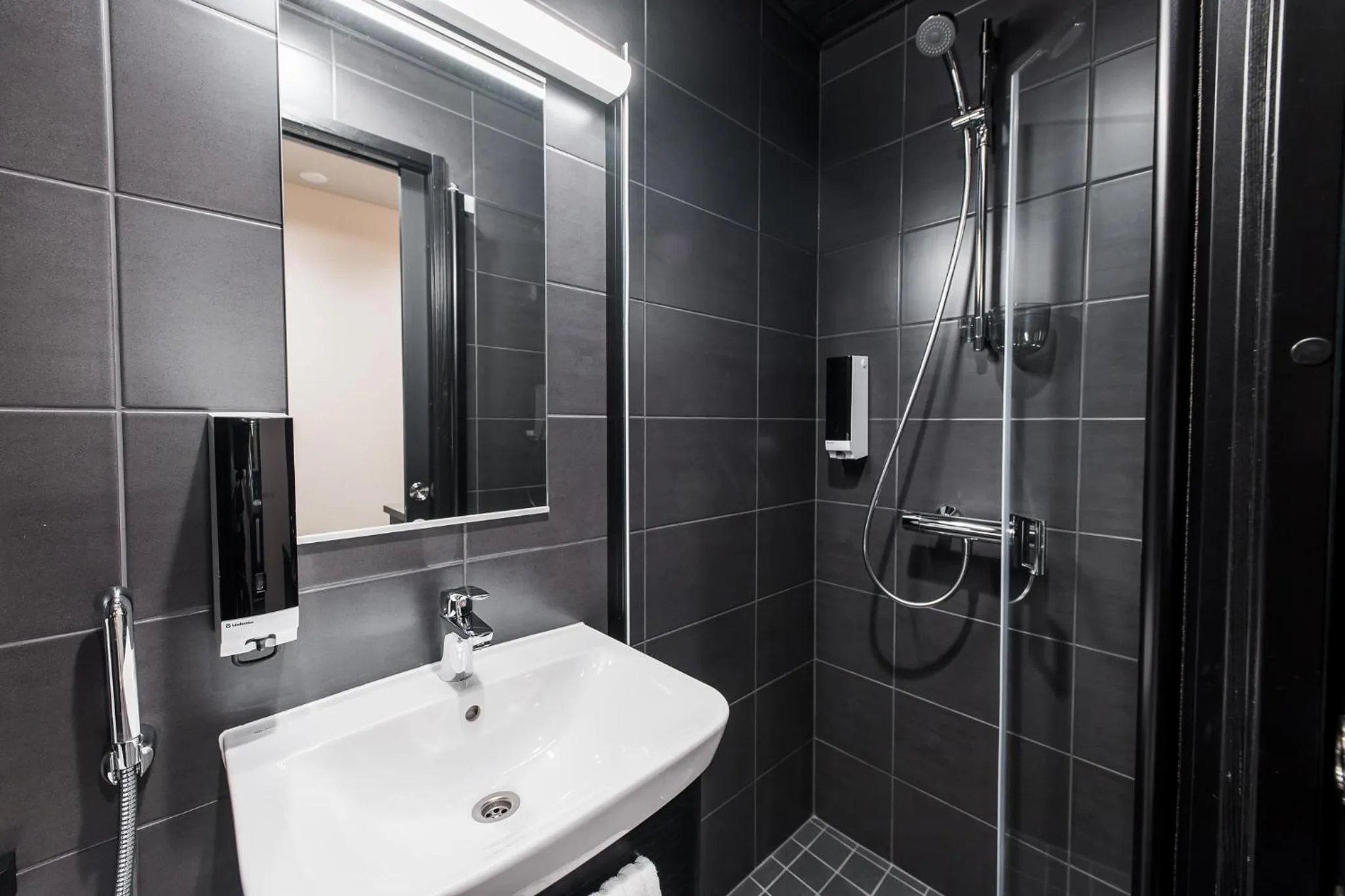 Shower in Forenom Aparthotel Vantaa Tikkurila