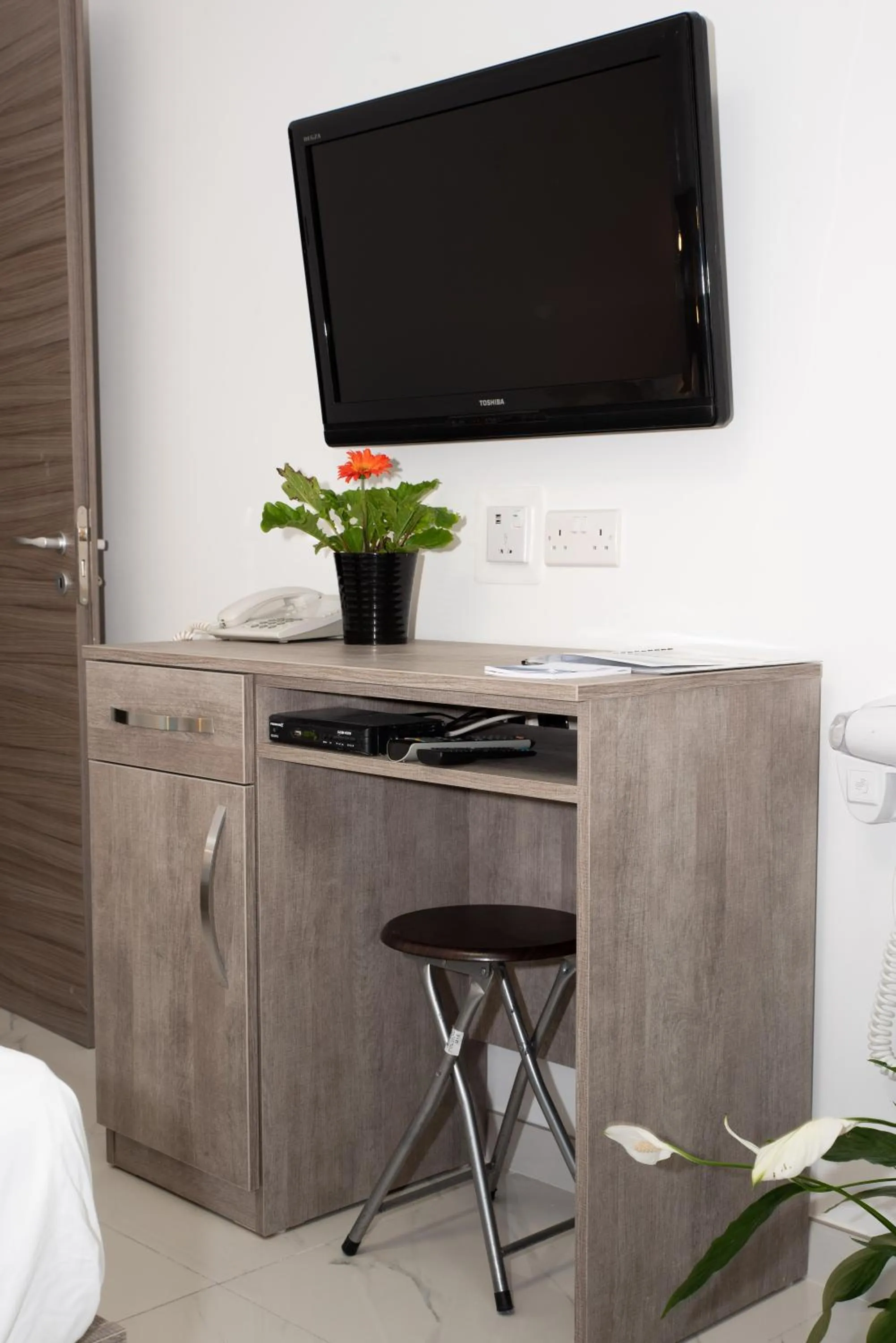 TV and multimedia in For Rest Aparthotel