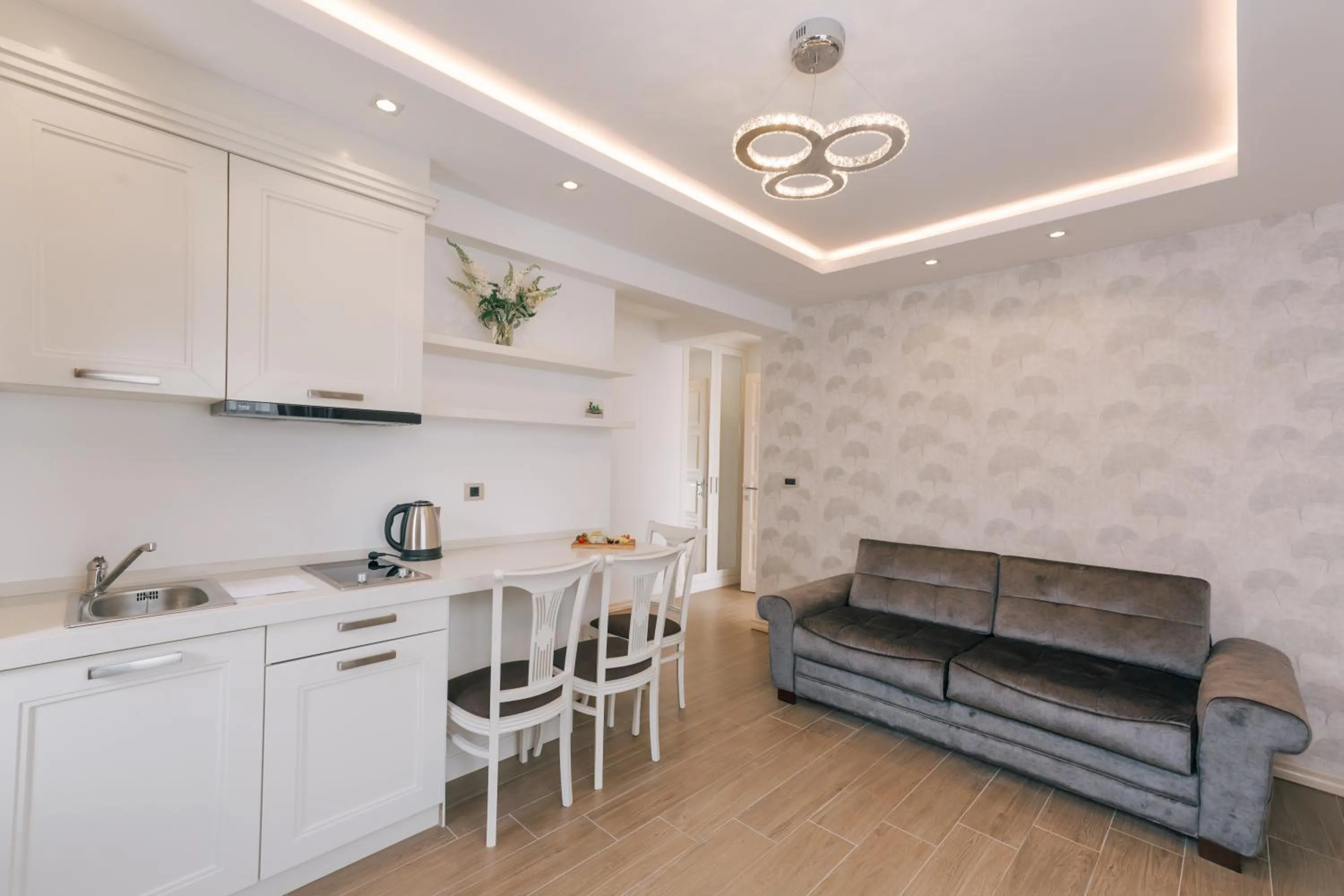 Kitchen or kitchenette in Splendido MB Apartments