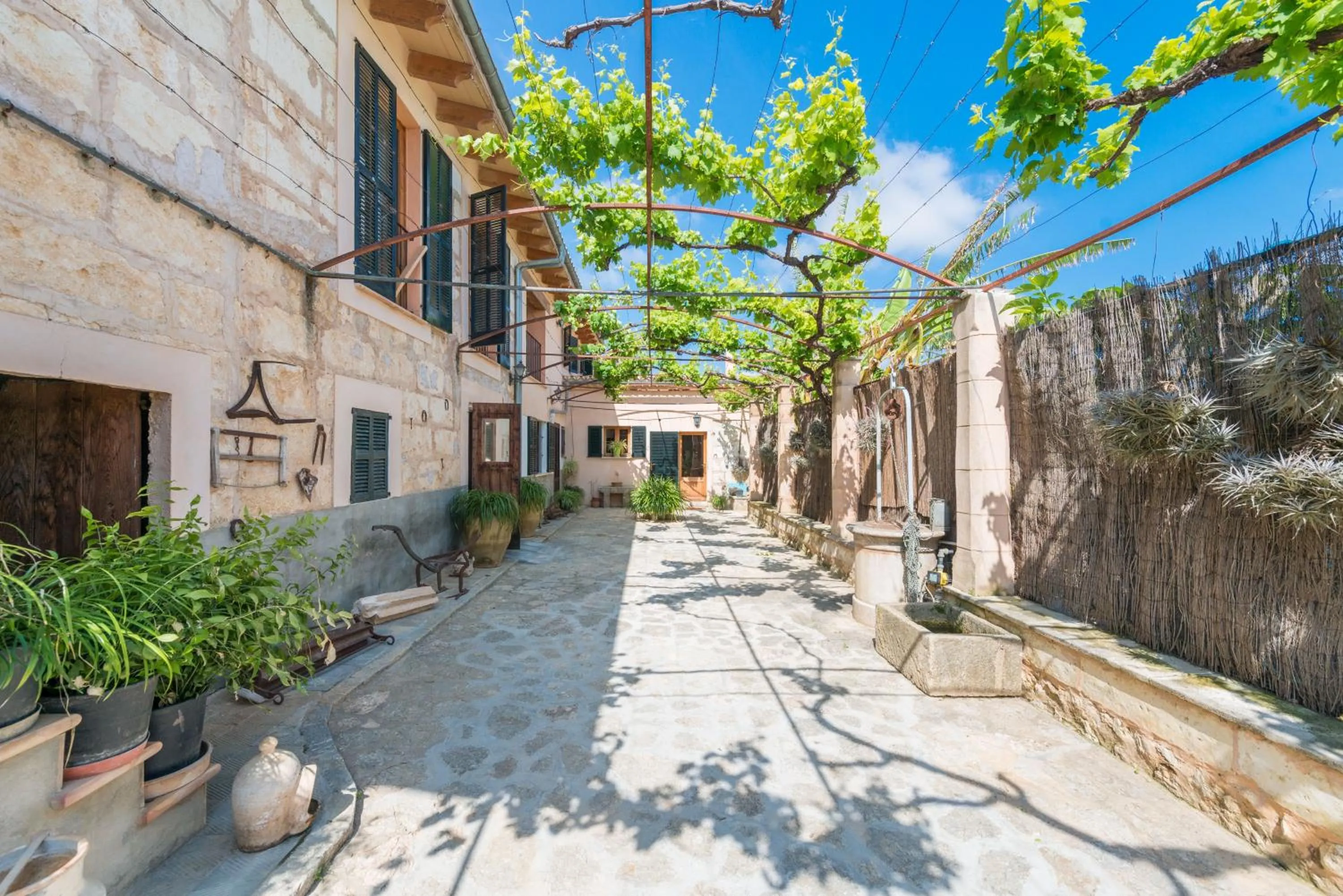 Balcony/Terrace in Finca - Agroturisme Sa Parellada