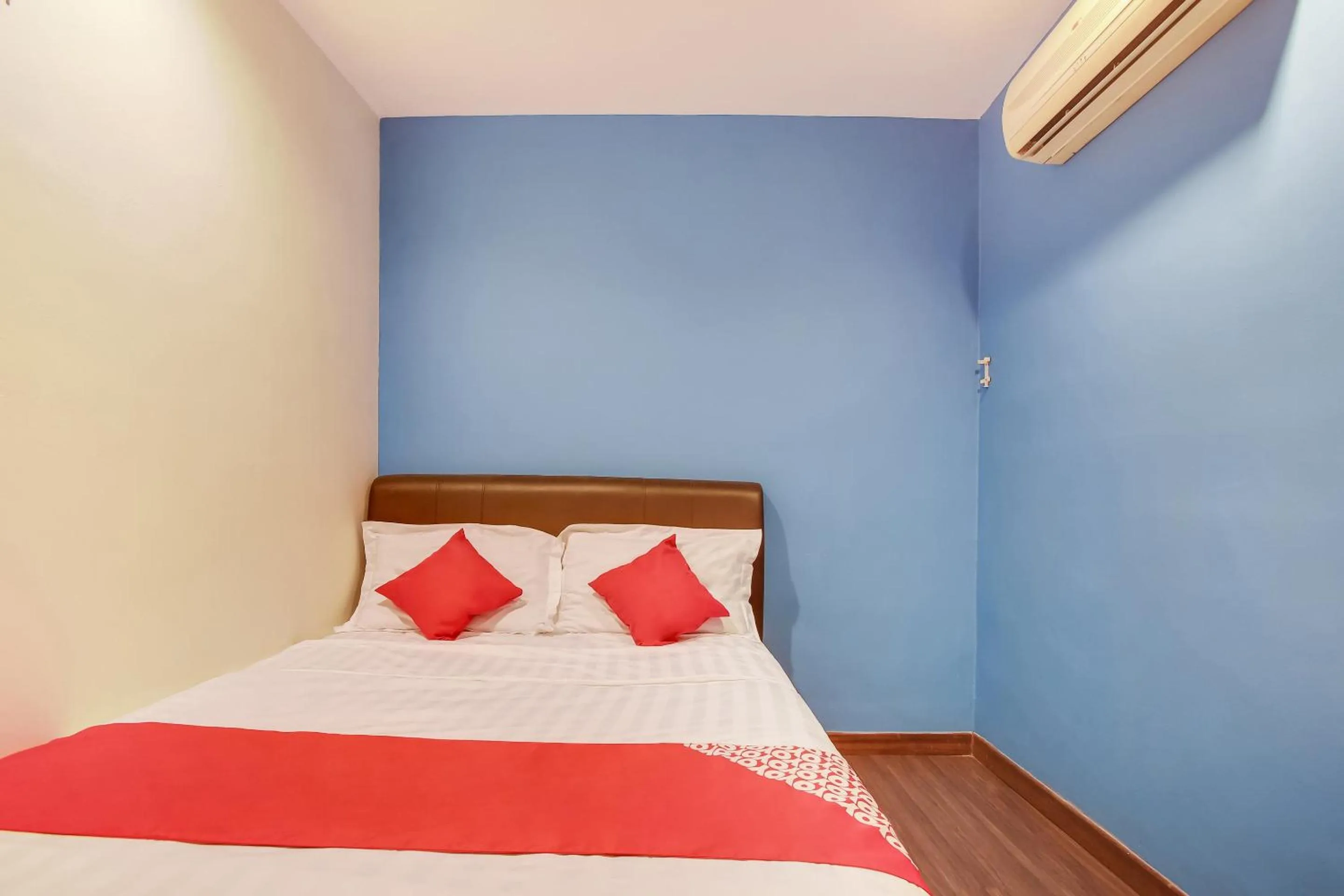 Bedroom, Bed in Hotel O Taj (seksyen 7)