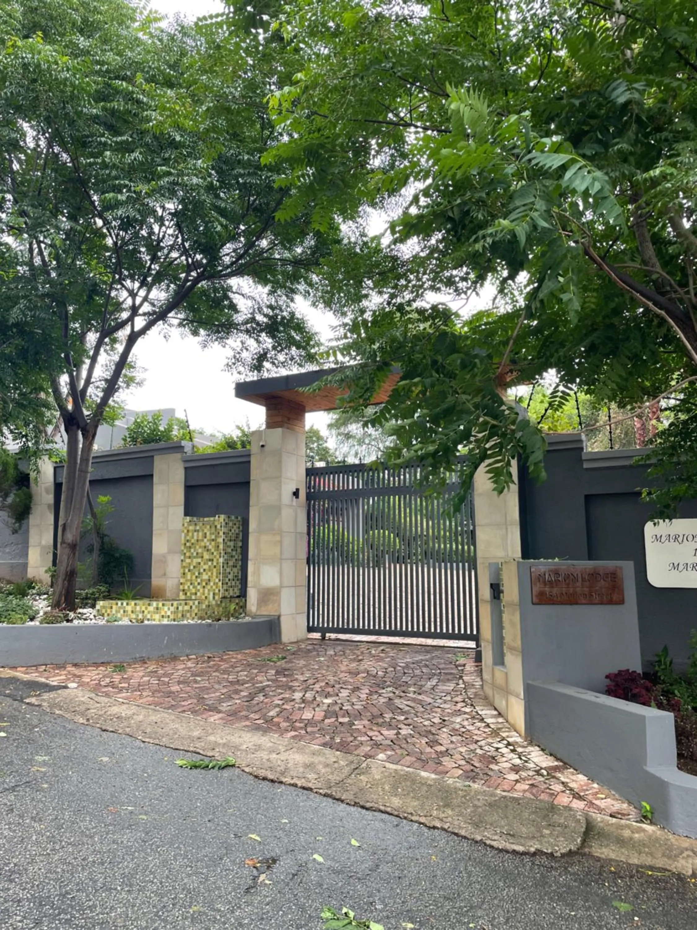 Property building in Marion Lodge