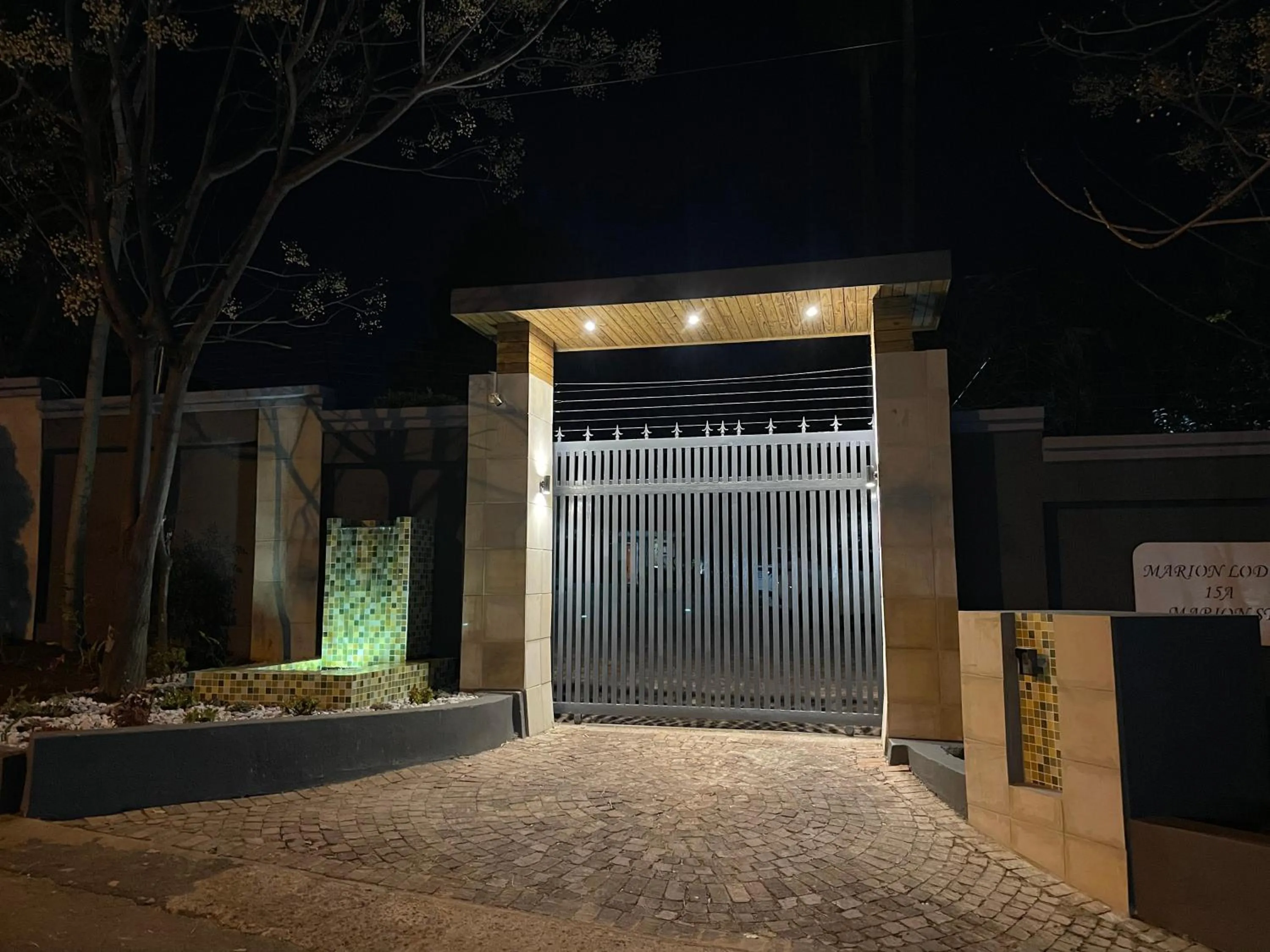 Property building in Marion Lodge