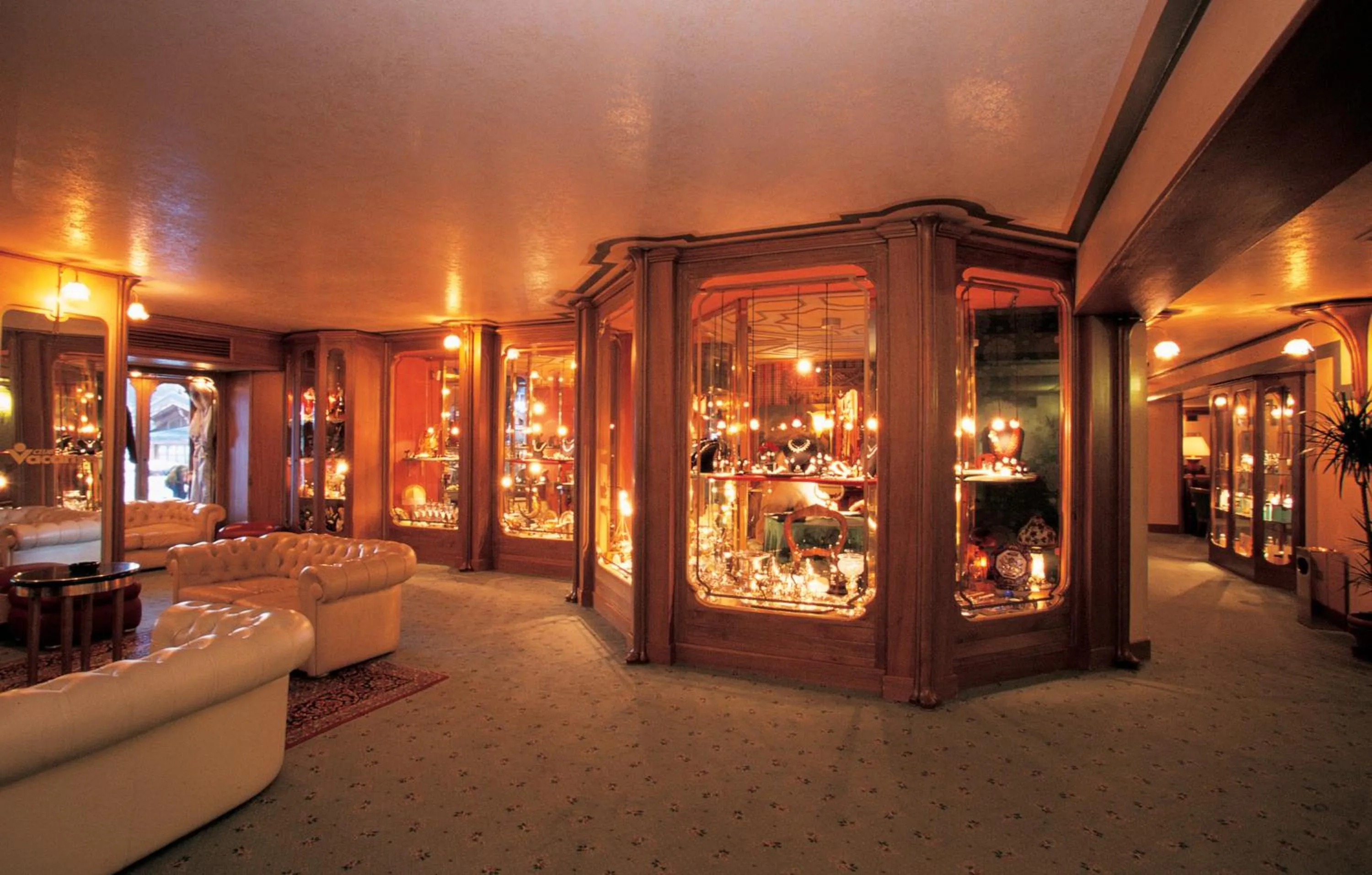 Lobby or reception in Hotel Club Relais Des Alpes