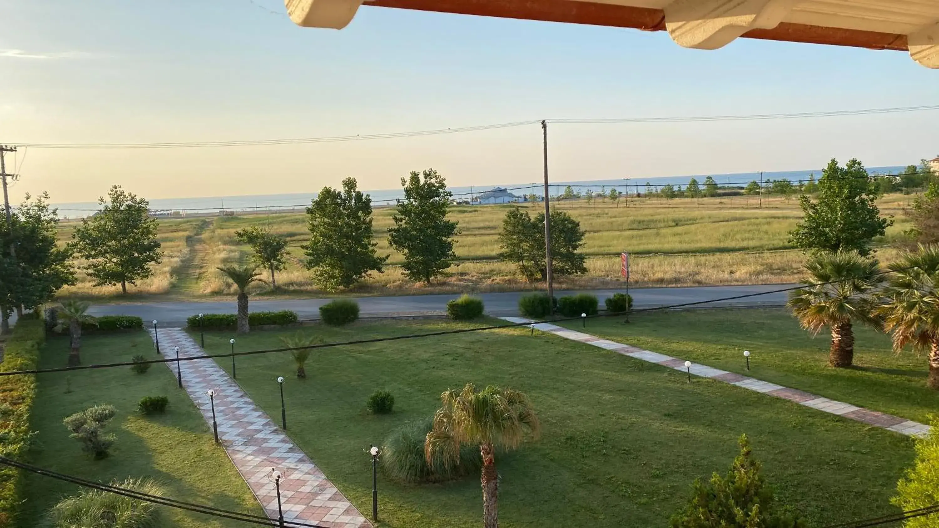 Studio with Sea View in Oasis Studio with Sea View in Oasis