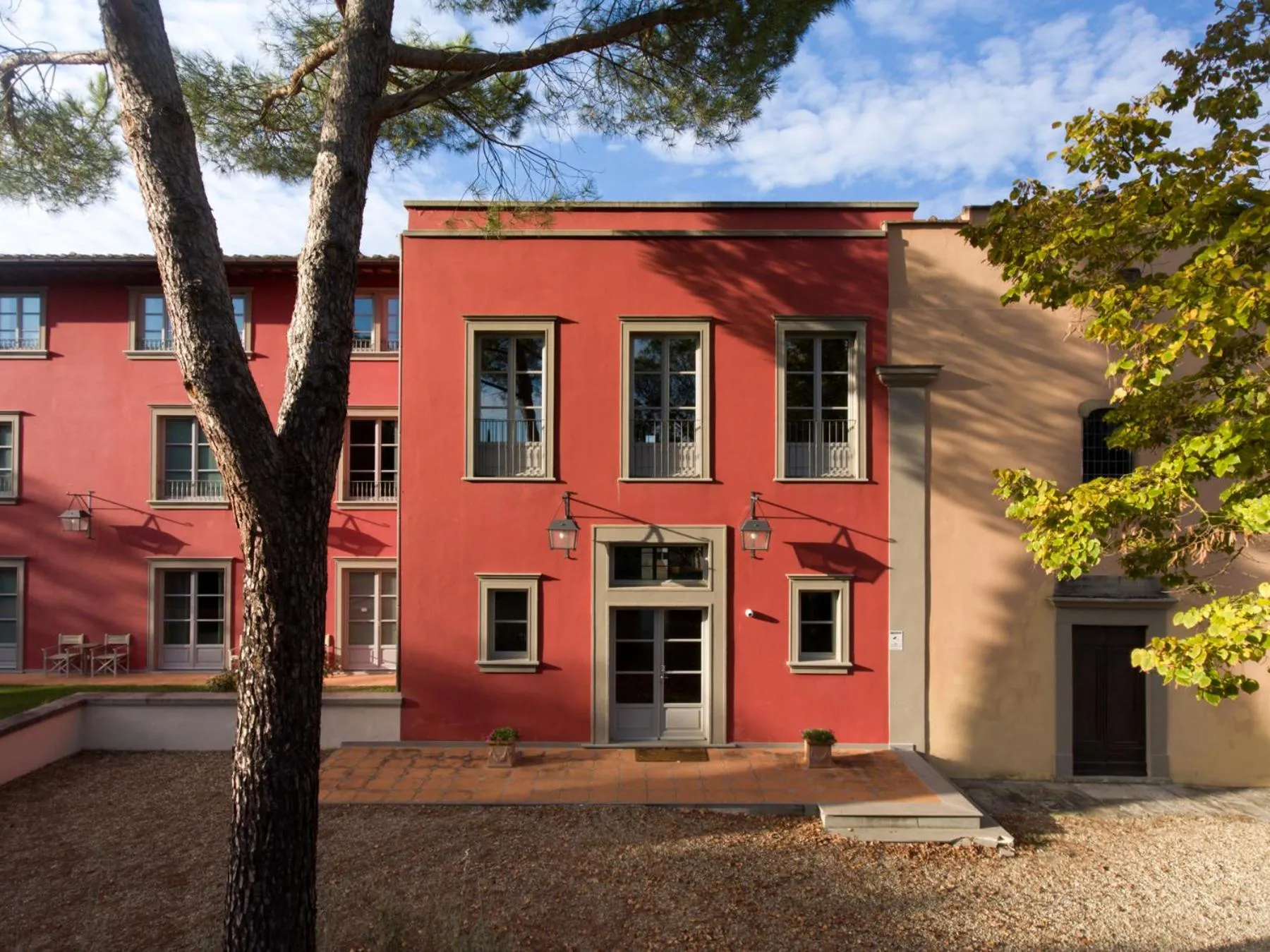 Facade/entrance in Villa Il Palagio
