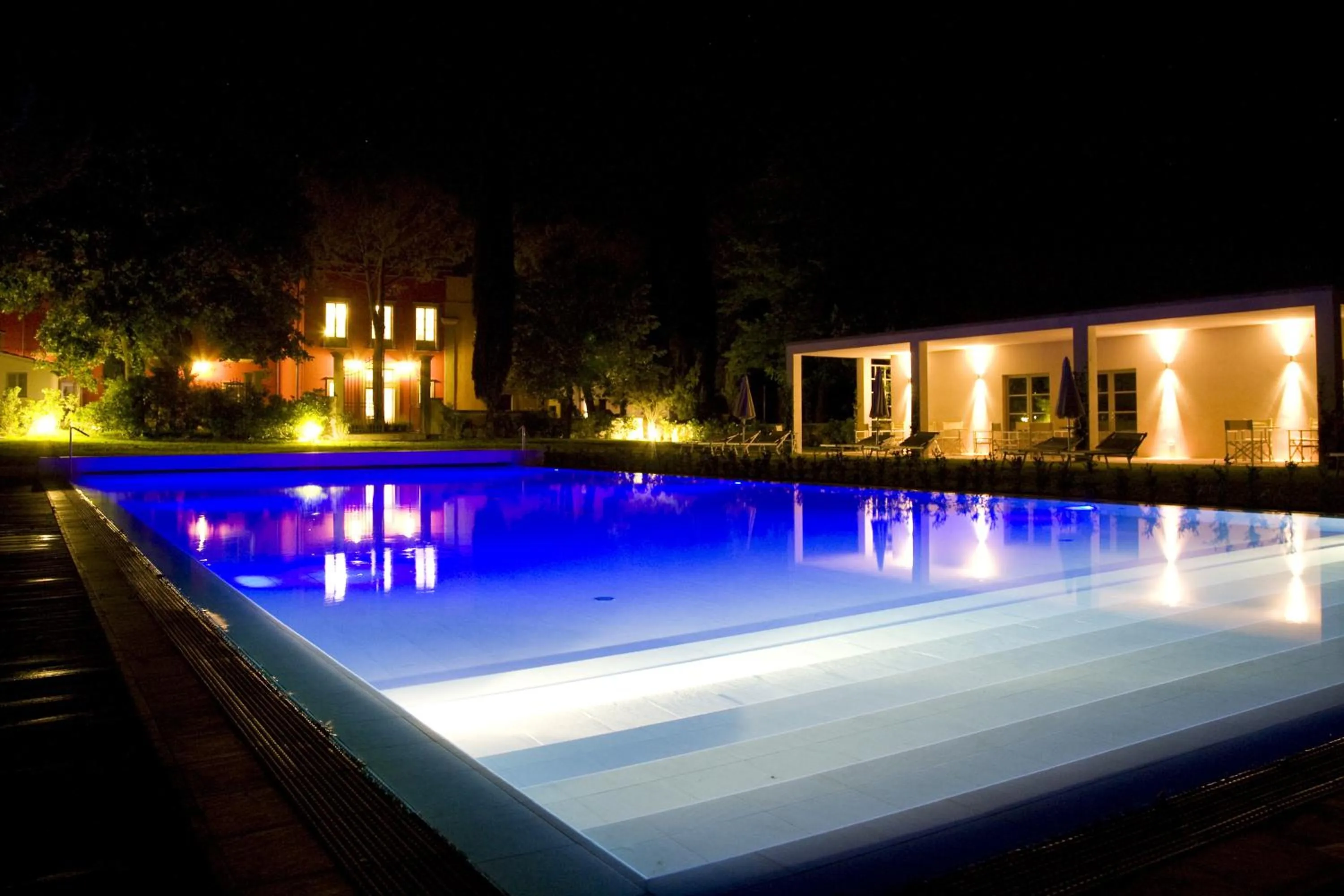 Facade/entrance in Villa Il Palagio