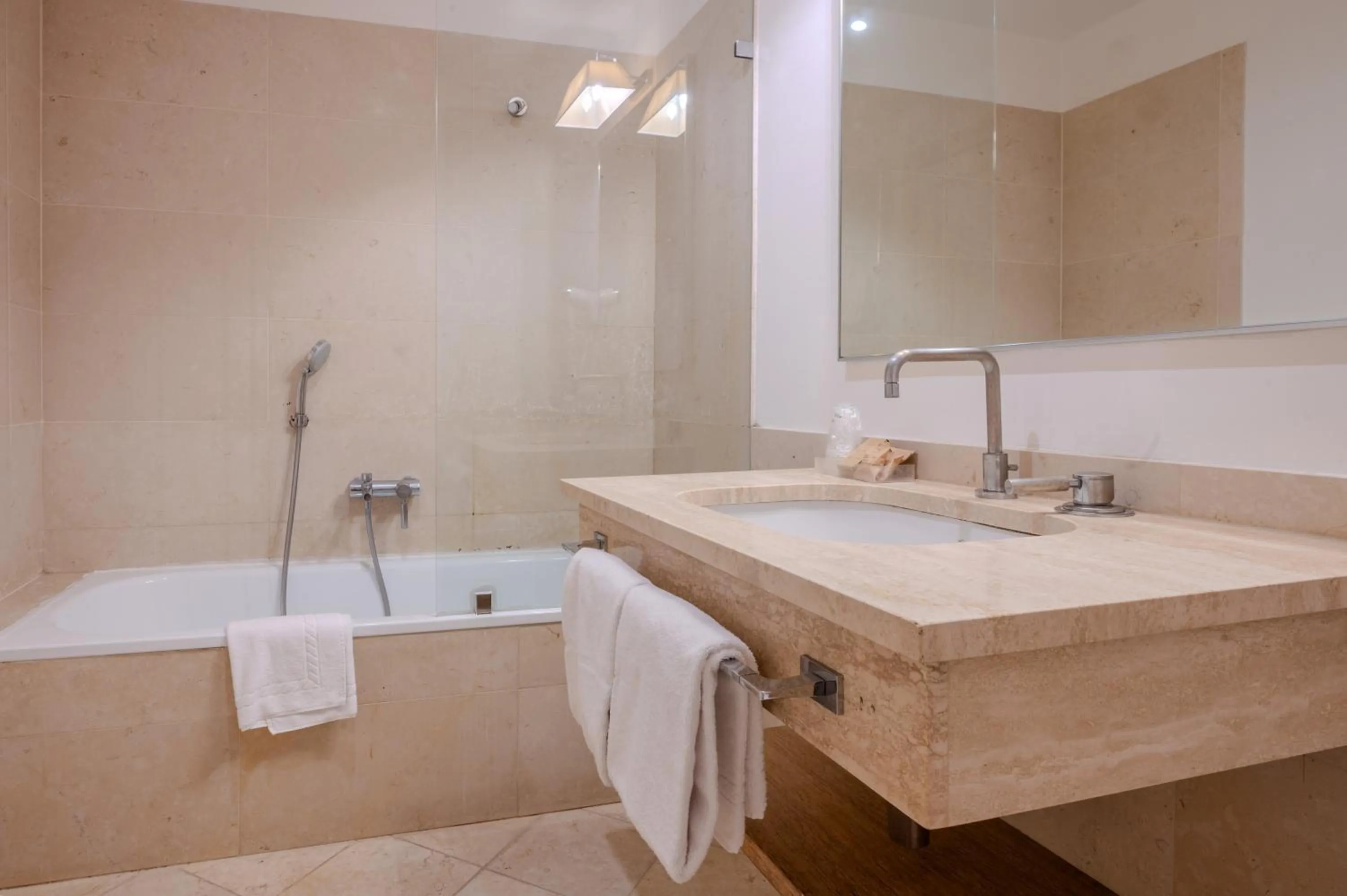 Bath in Villa Il Palagio