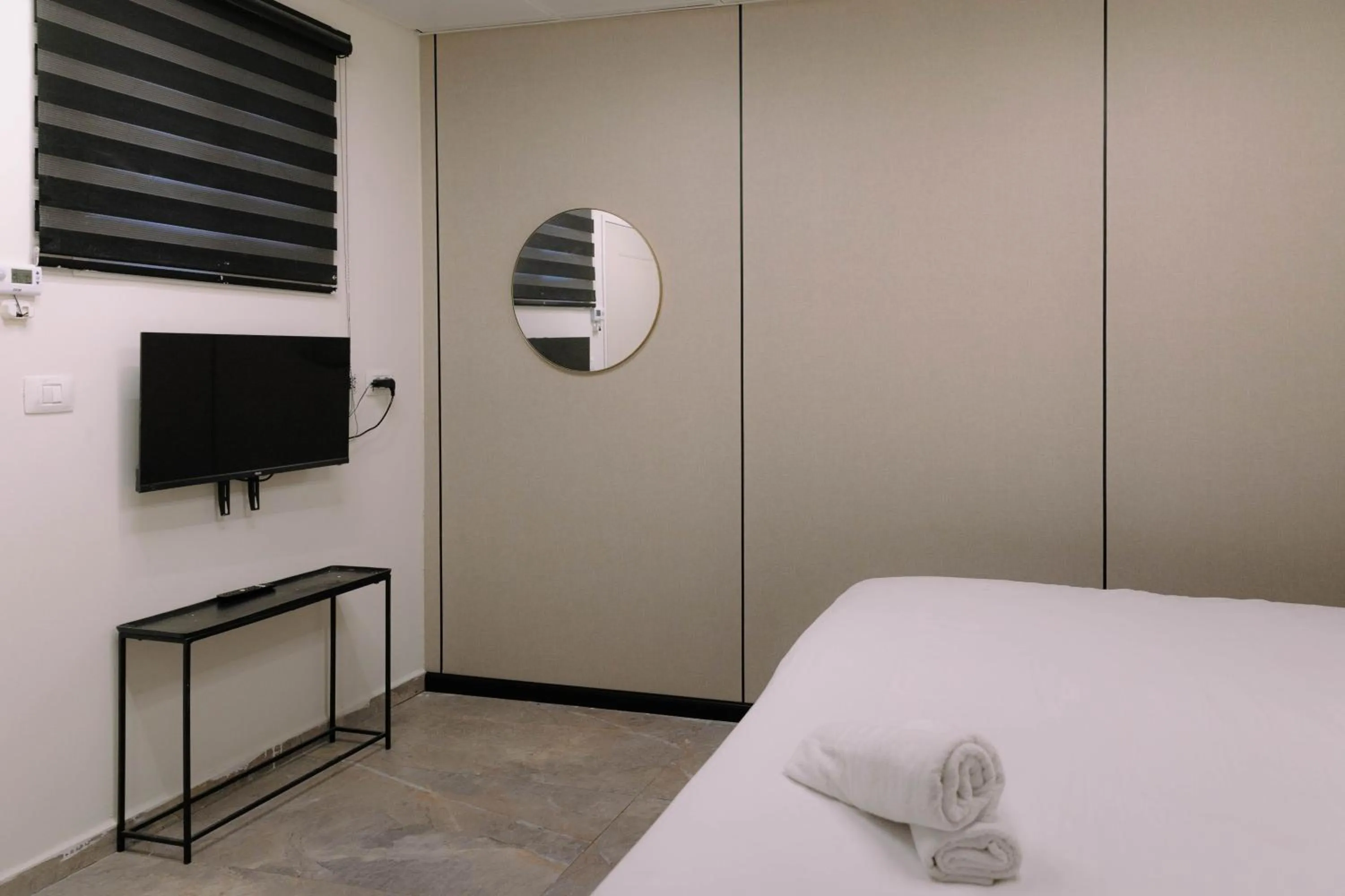 Bed in Rich Luxury Suites - Renovated