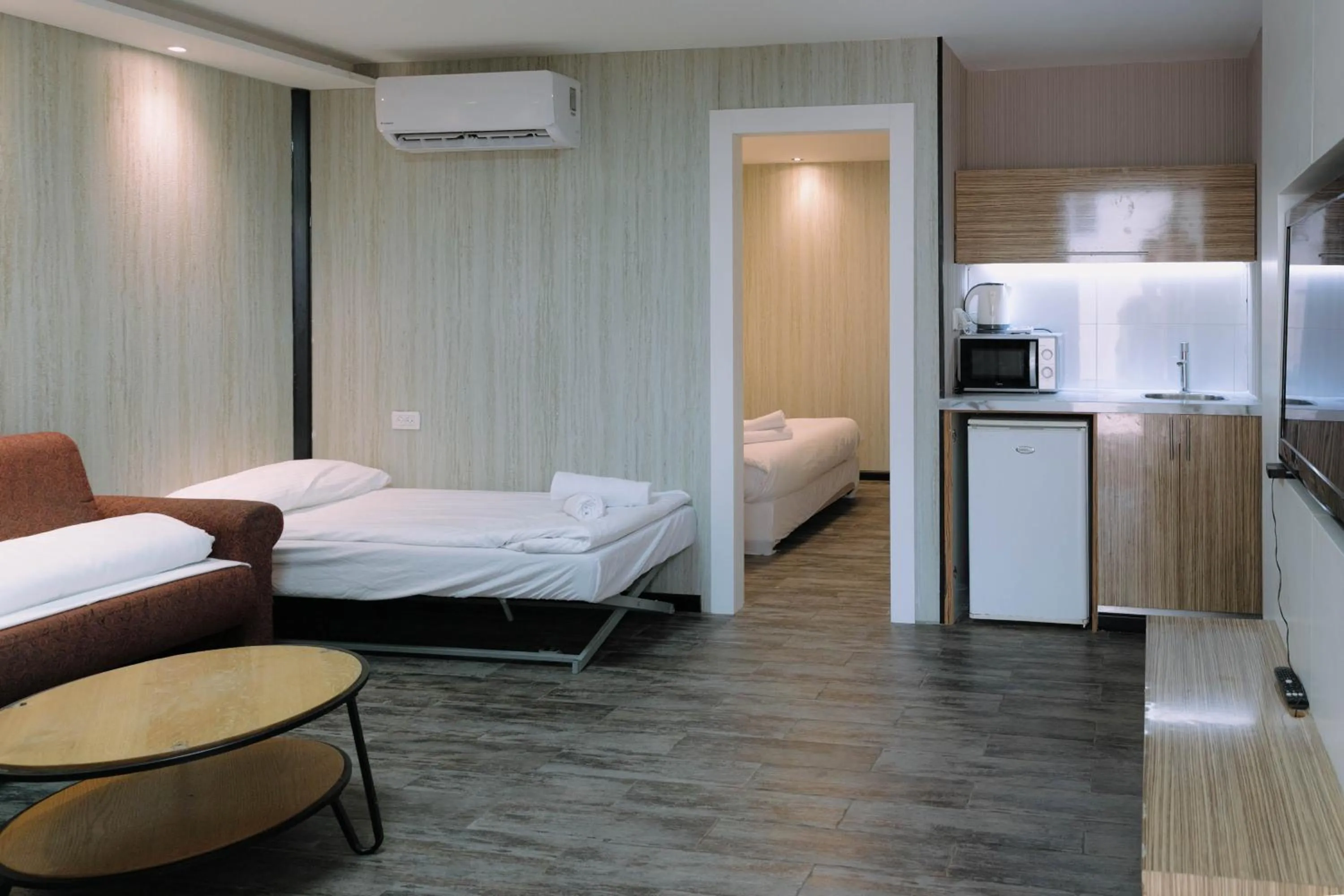 Bed in Rich Luxury Suites - Renovated