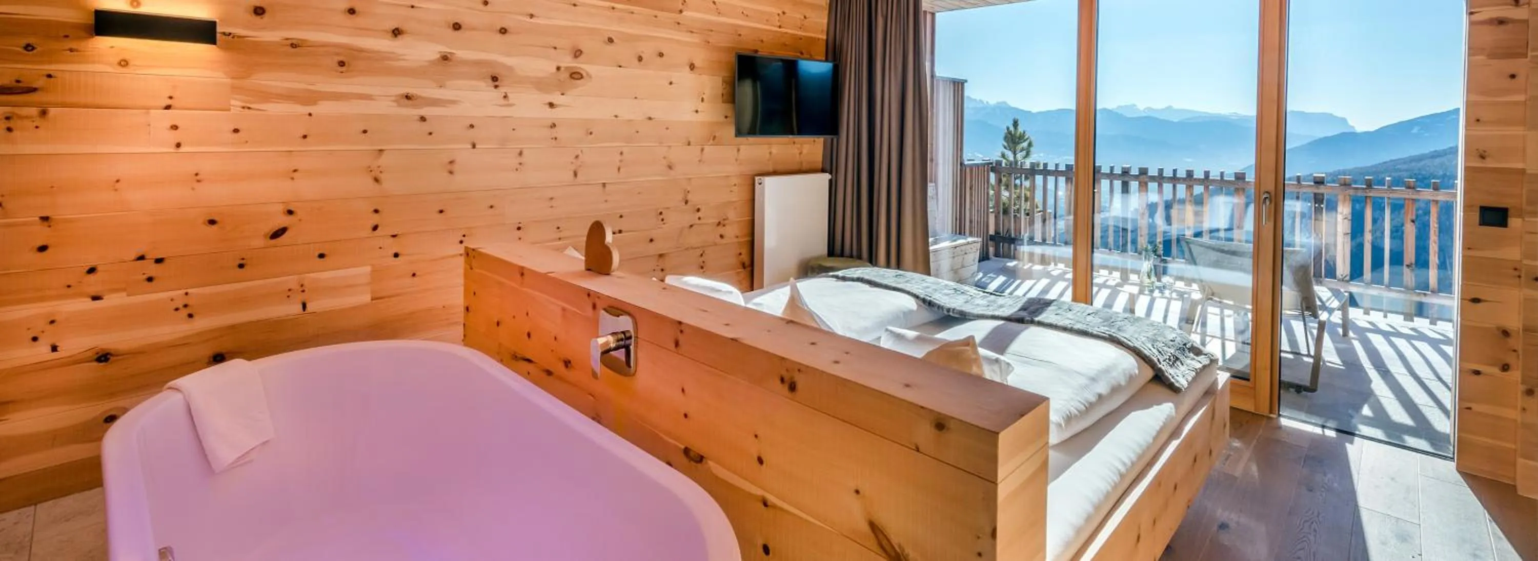 Mountain view in Tratterhof Mountain Sky Hotel