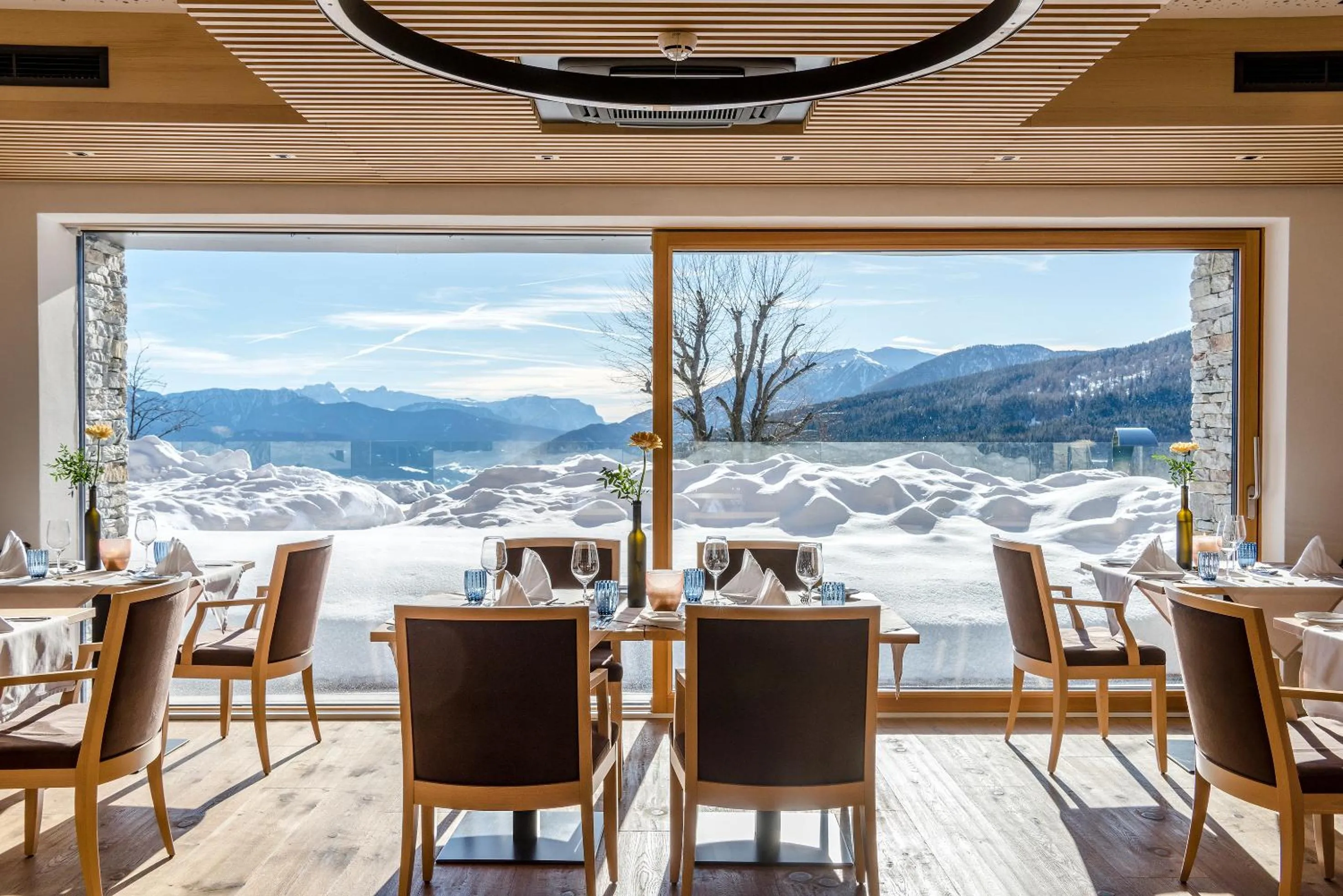 Restaurant/places to eat in Tratterhof Mountain Sky Hotel