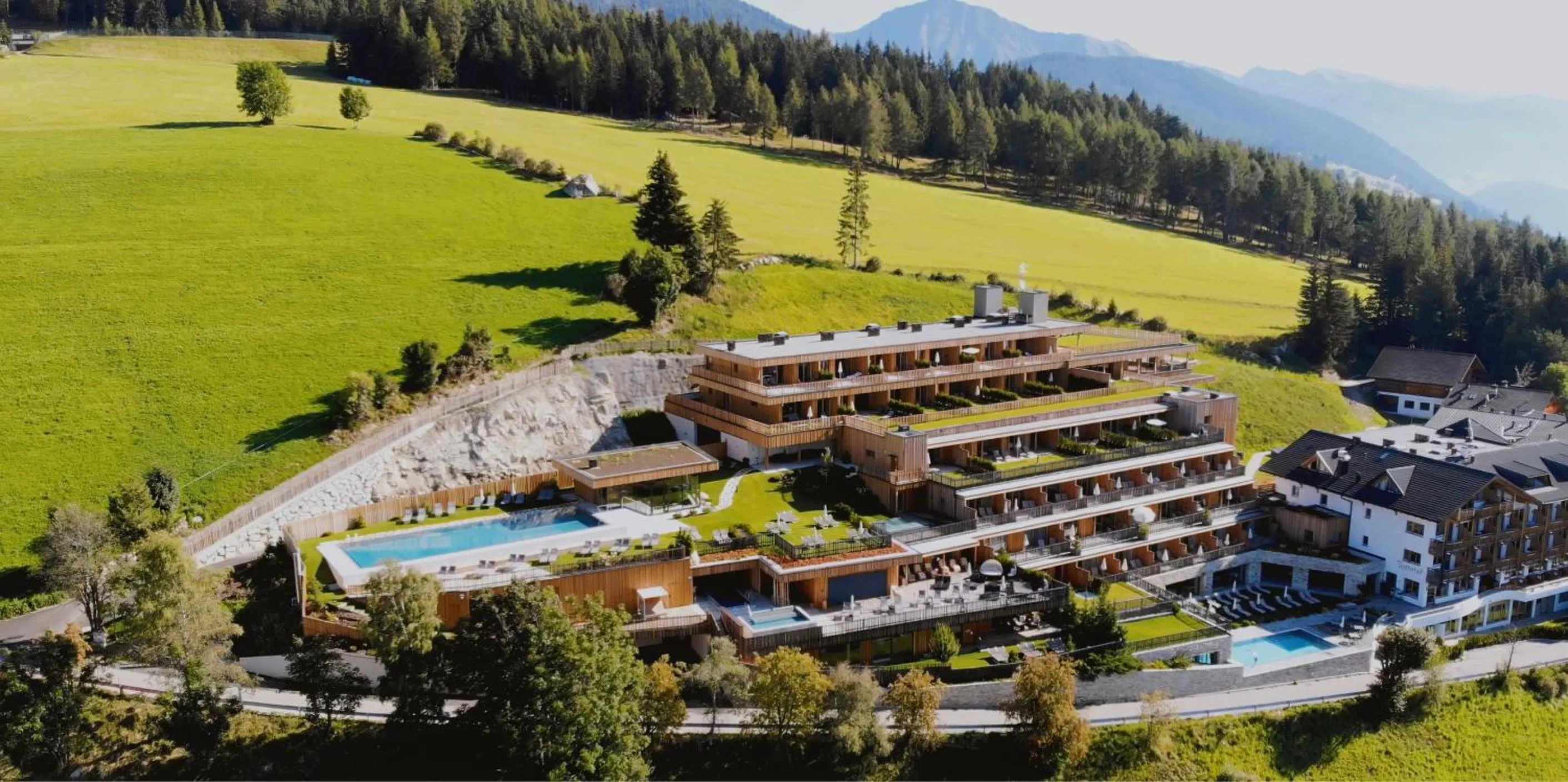 Bird's eye view in Tratterhof Mountain Sky Hotel