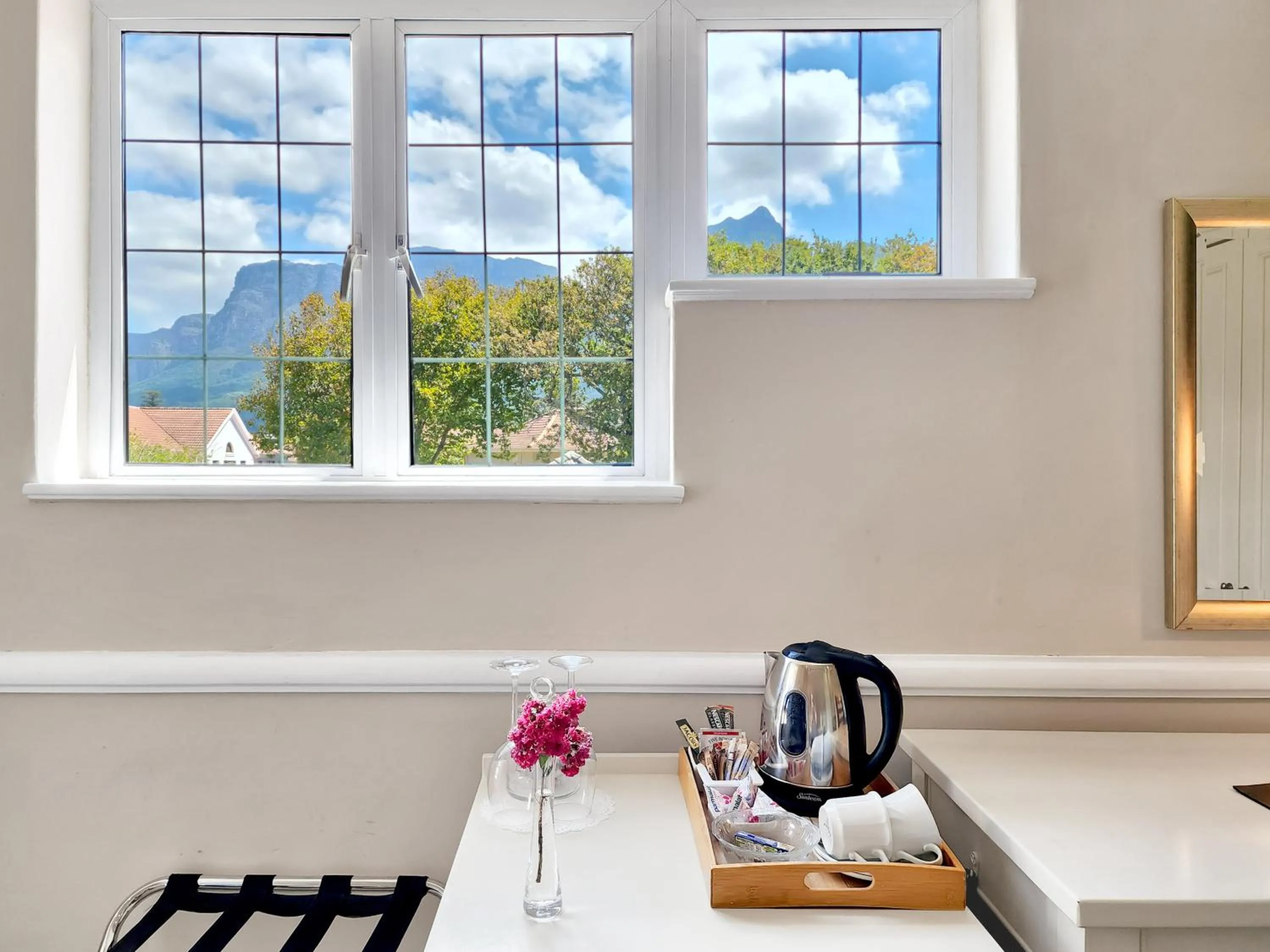 Mountain view in Roodenburg House