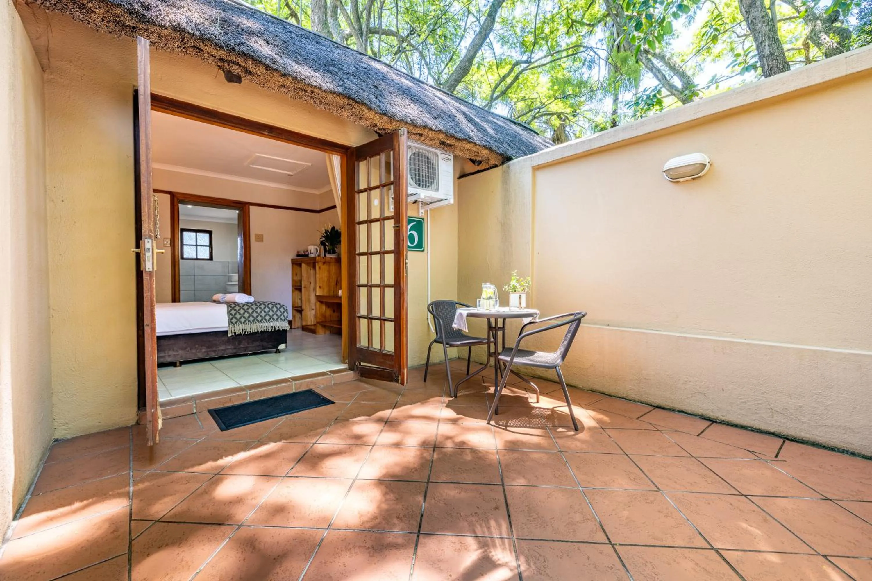 Patio in Hotel Numbi & Garden Suites