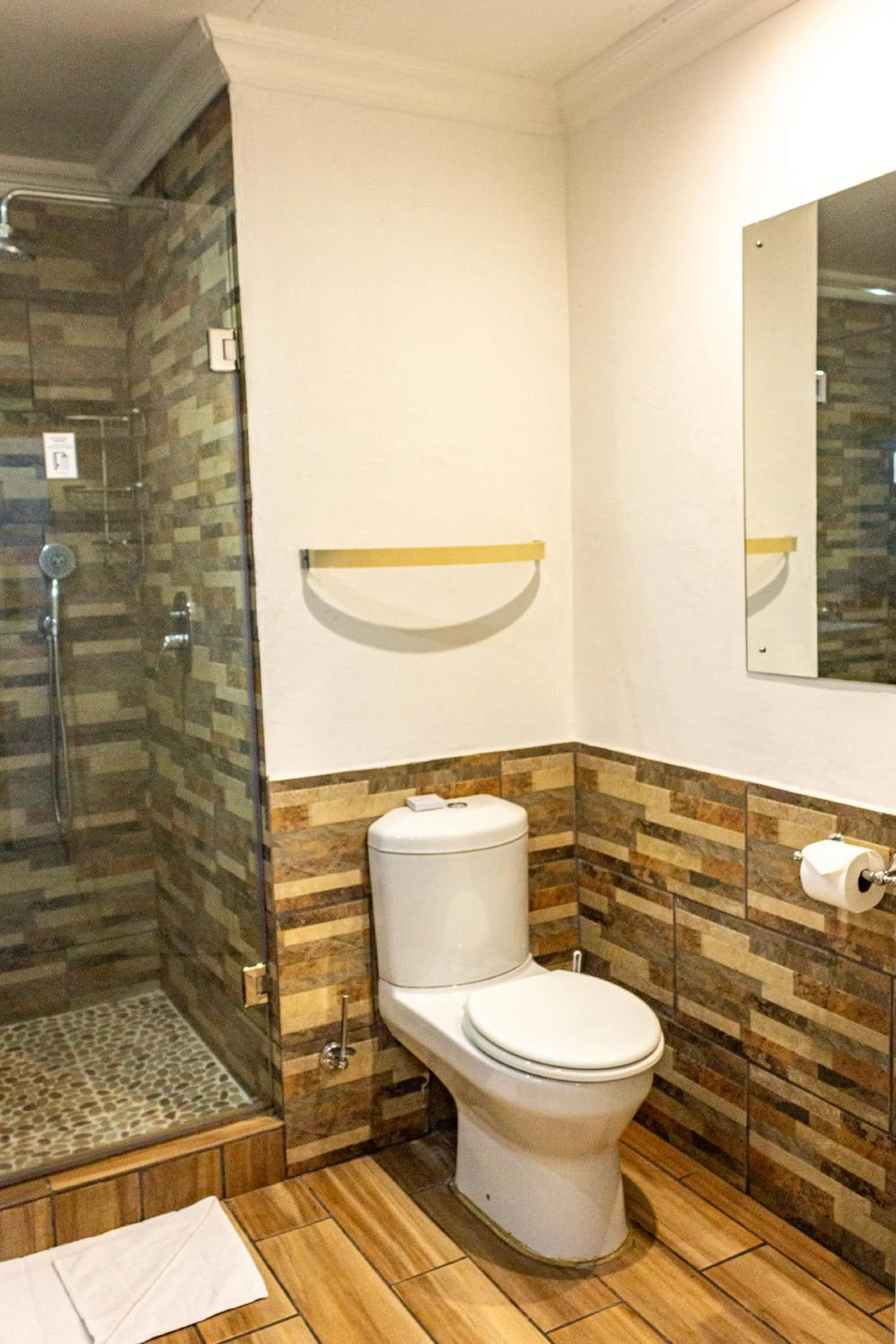Bathroom in Hotel Numbi & Garden Suites